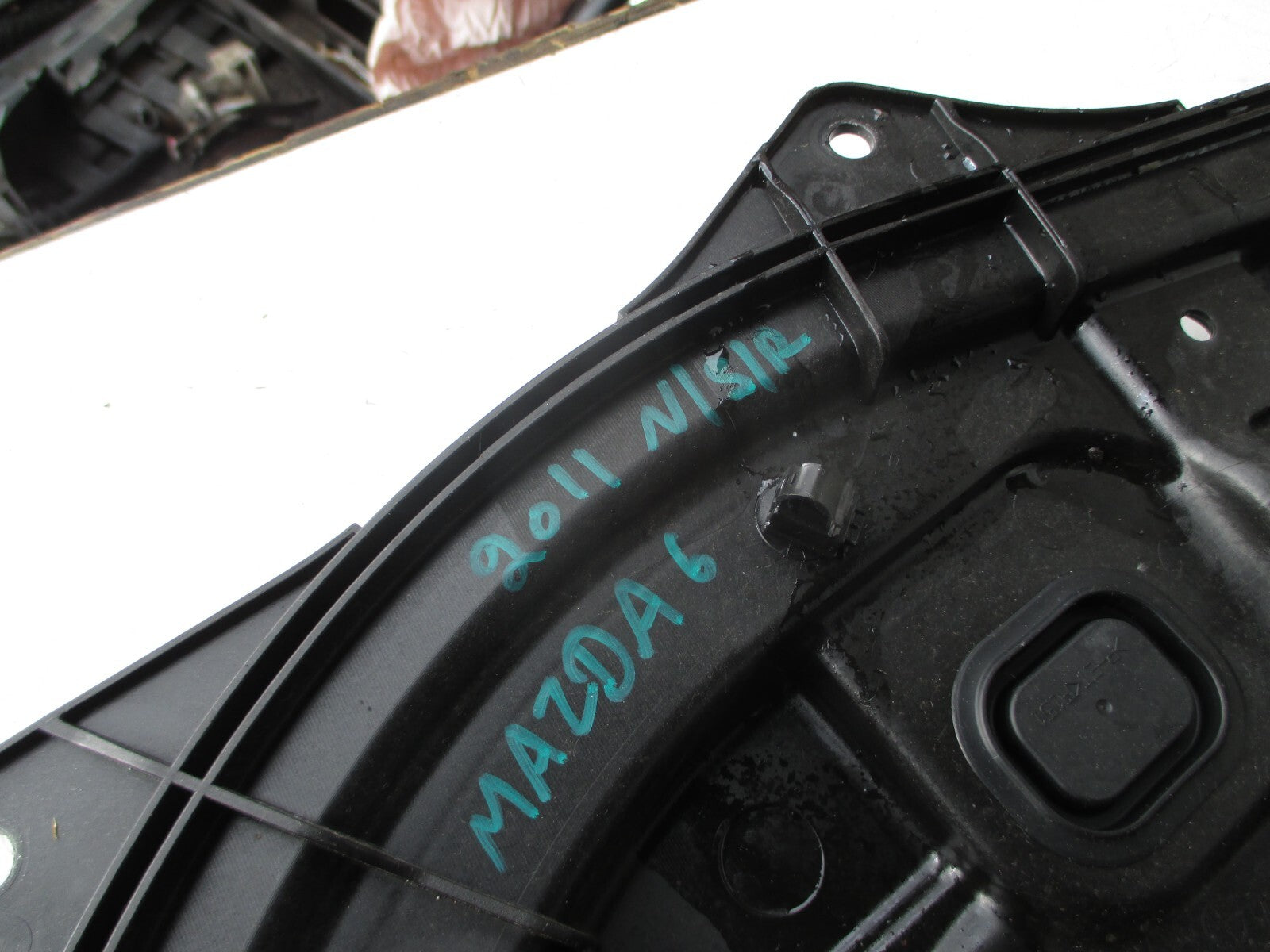 MAZDA 6 2011 NSR PASSENGER SIDE REAR PANEL REGULATOR MOTOR D 6515958X 1D7397X