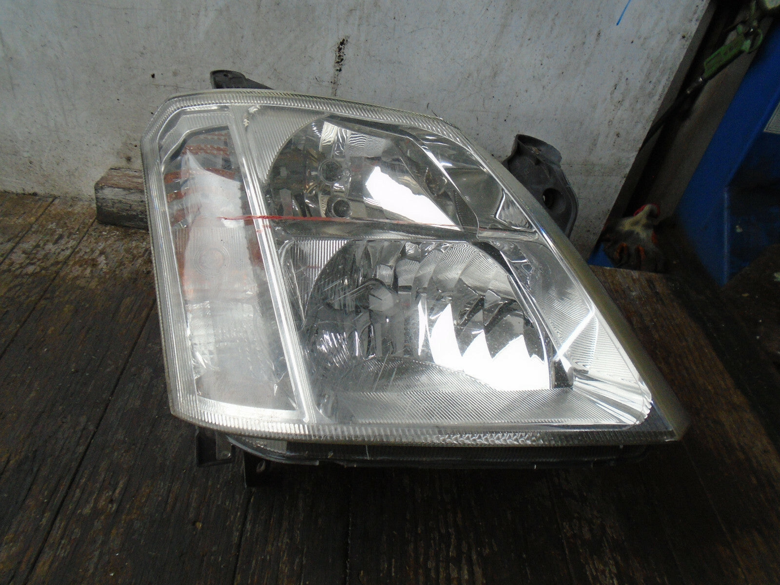 VAUXHALL MERIVA A 2005 OSF DRIVER SIDE FRONT HEDALIGHT HEADLAMP 93294338