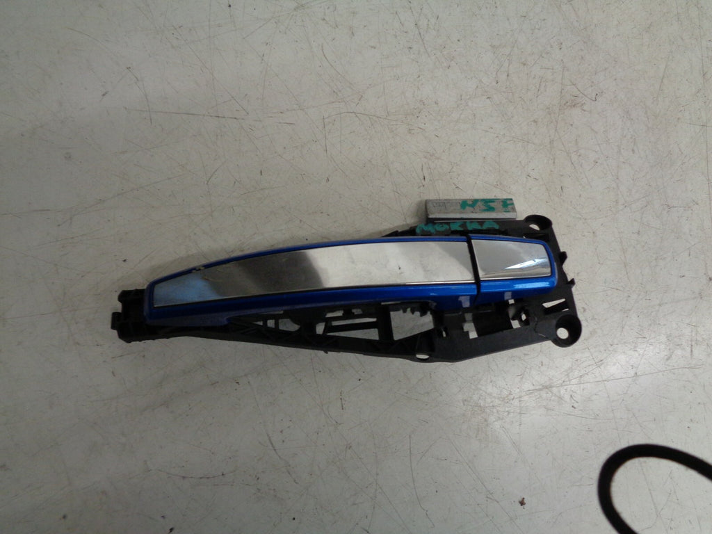 VAUXHALL MOKKA M K1 2013 NSF PASSENGER FRONT EXTERIOR DOOR HANDLE CHROME BLUE