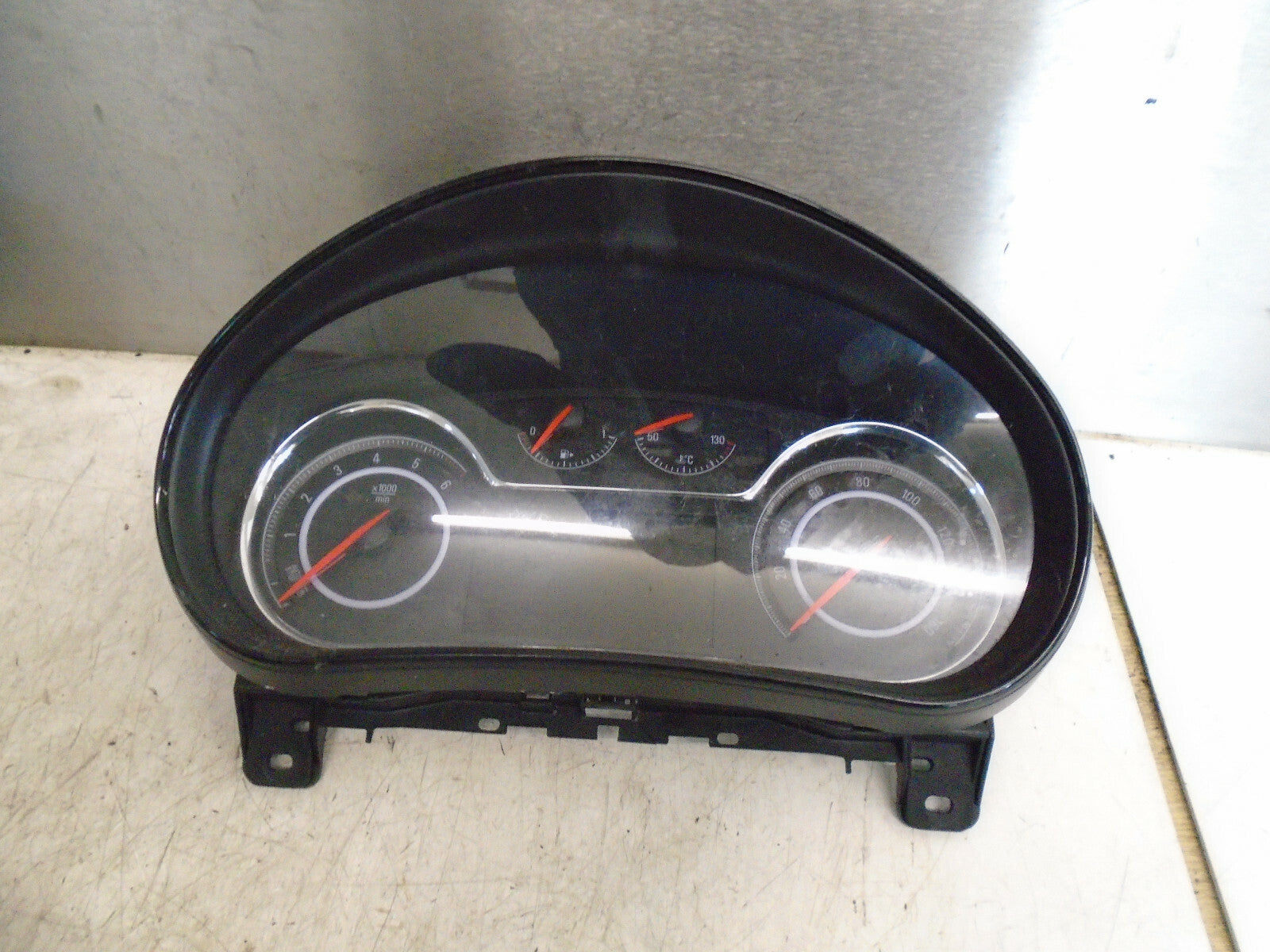 VAUXHALL INSIGNIA A 2013 2.0 CDTI DIESEL SPEEDO INSTRUMENT CLUSTER 23438130