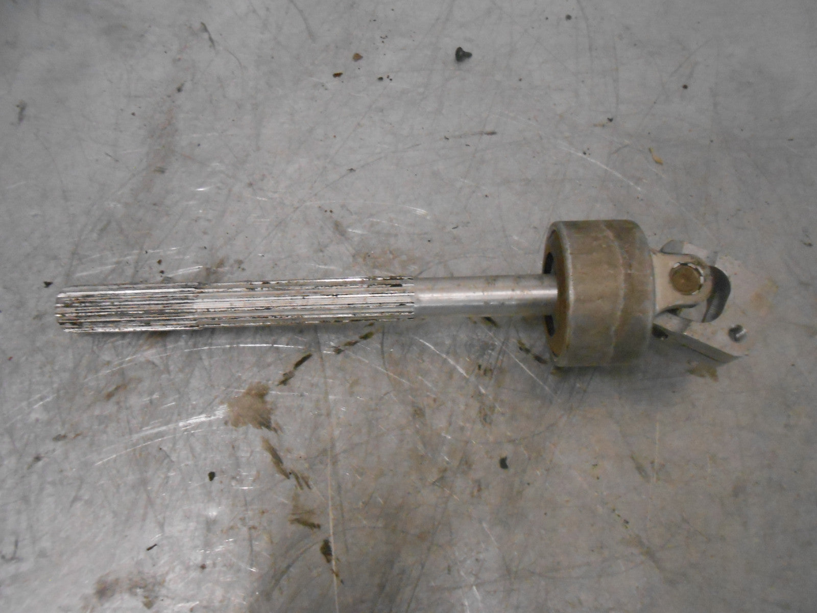 BMW 5 SERIES E60 E61 2007 STEERING COLUMN LOWER UJ JOINT SHAFT 2201055729