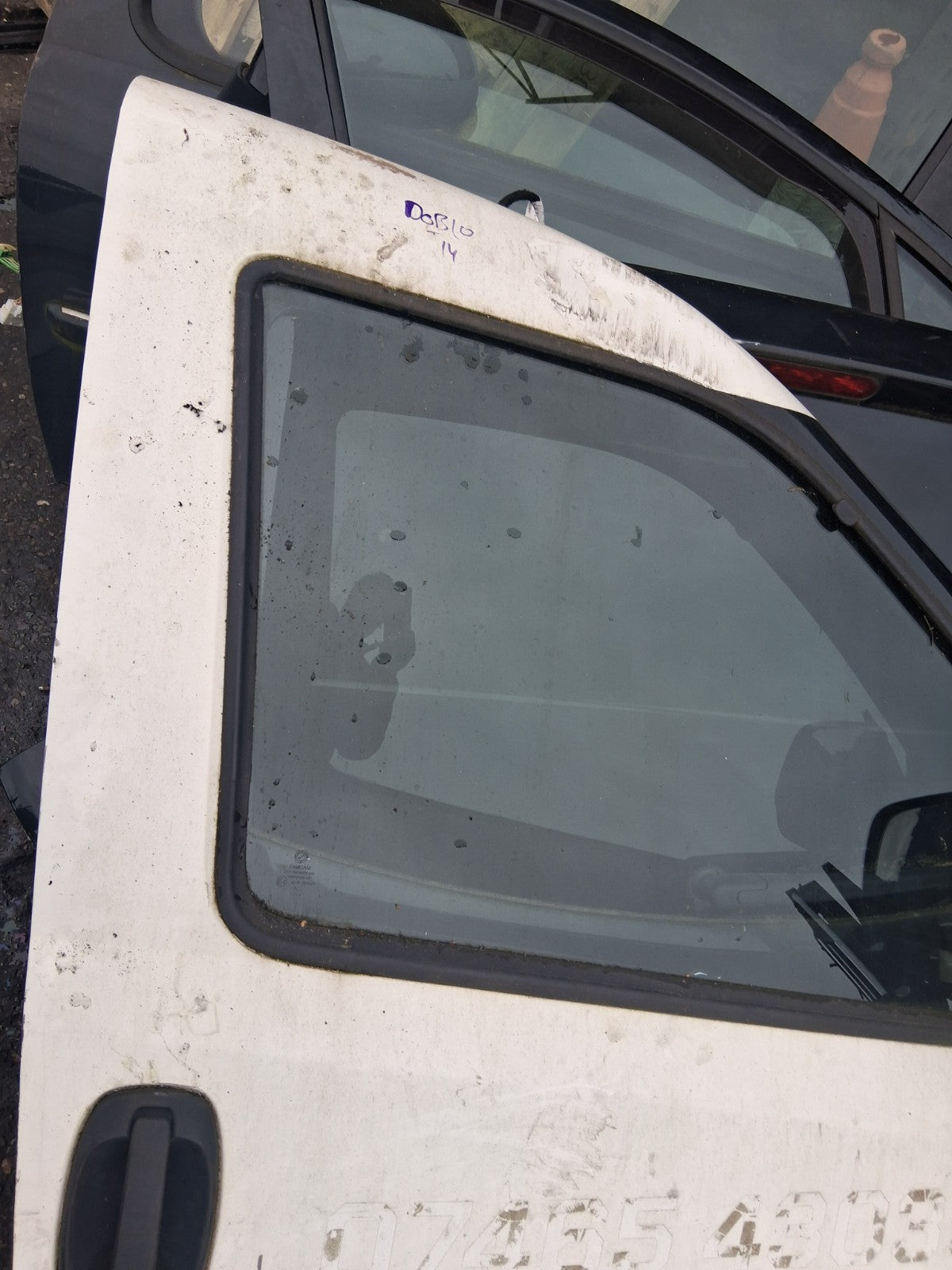 2013 FIAT DOBLO MK2 OSF DRIVER SIDE FRONT RIGHT COMPLETE DOOR WITH WING MIRROR