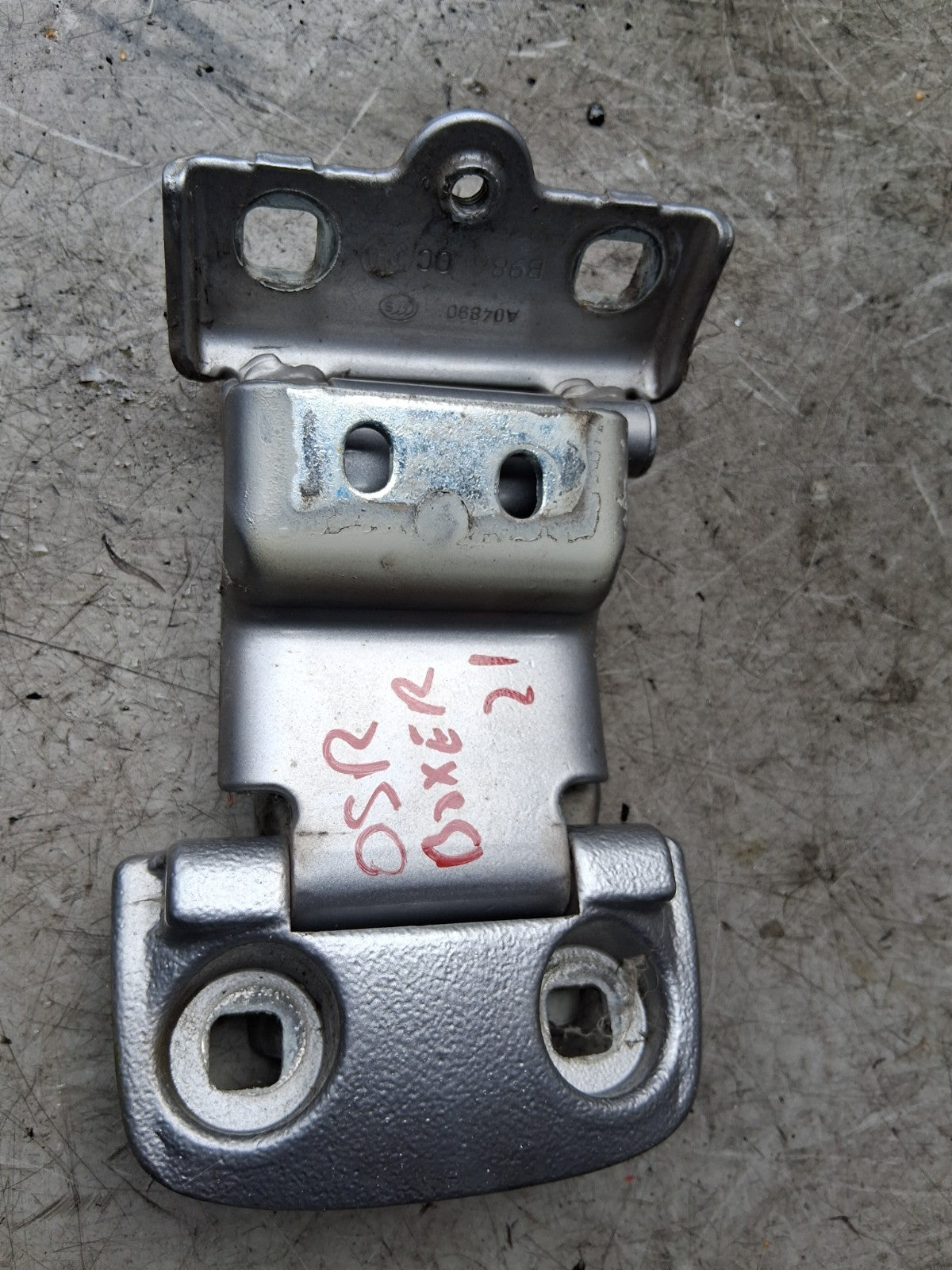 2021 PEUGEOT BOXER MK3 OSR DRIVER SIDE REAR RIGHT DOOR PAIR OF HINGES A048903