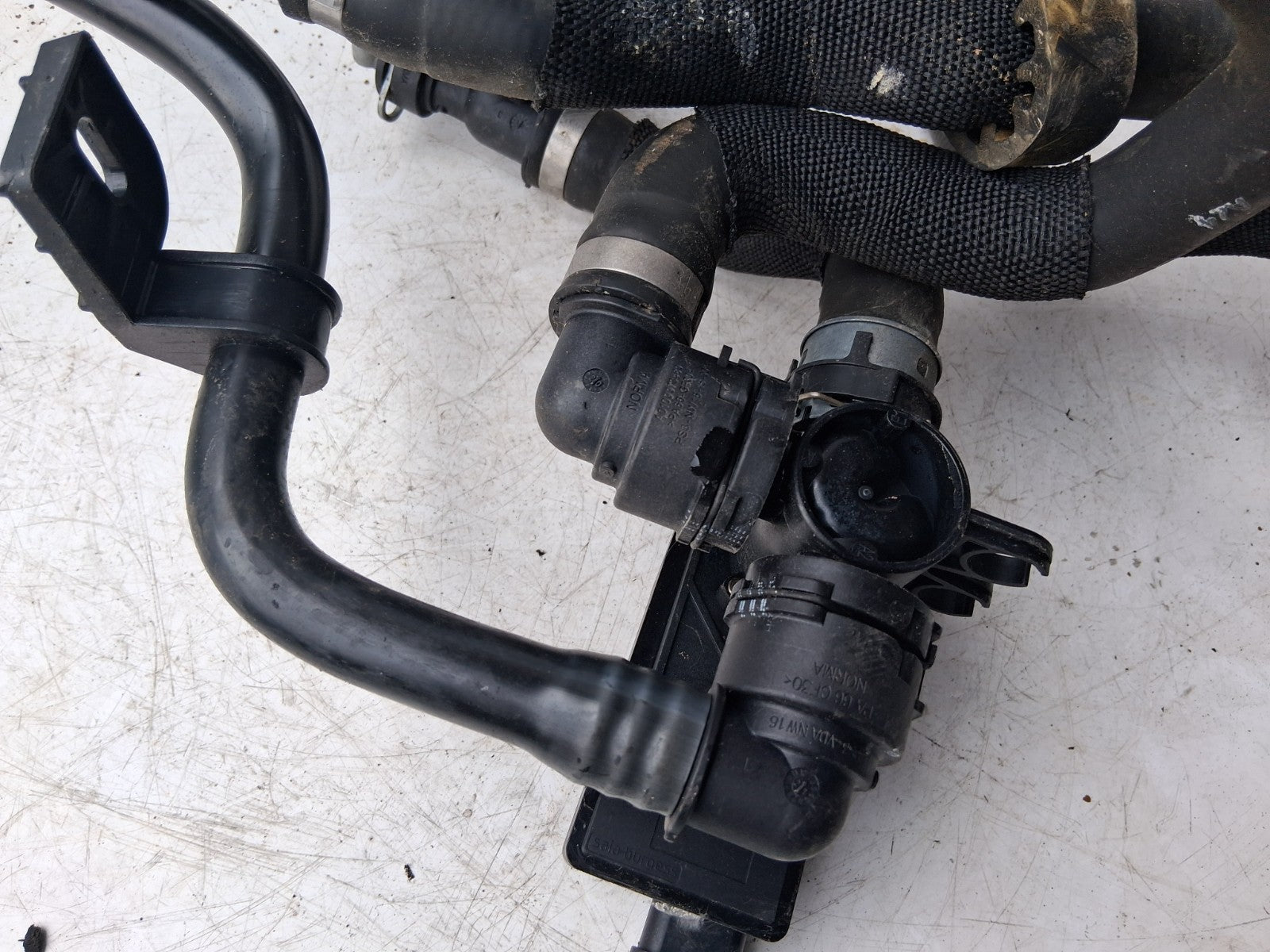 2021 MERCEDES SPRINTER W907 AUXILIARY WATER PUMP A1770073599