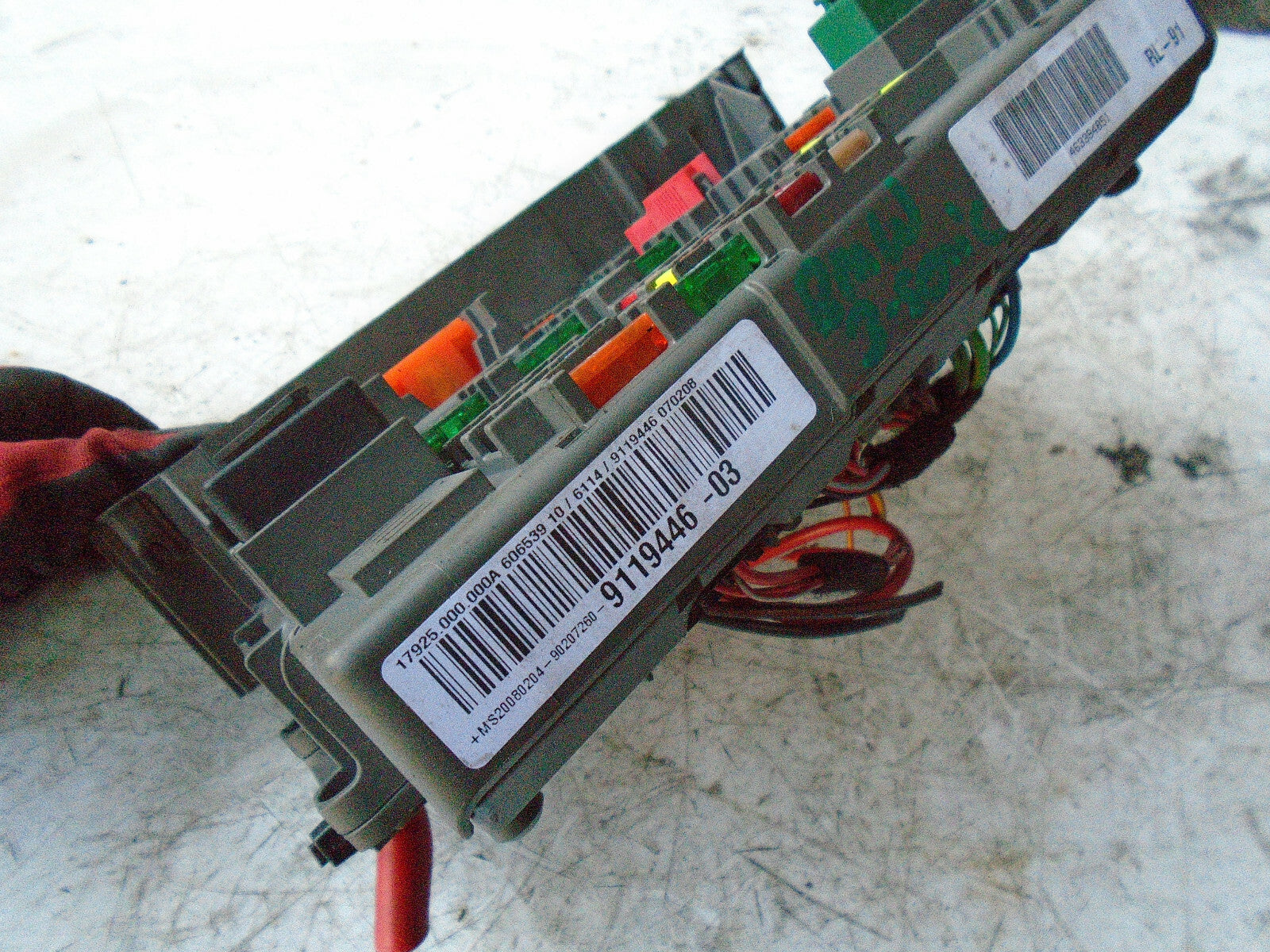 BMW 3 SERIES 2008 E90 INTERIOR FUSE BOX RELAY 9119446