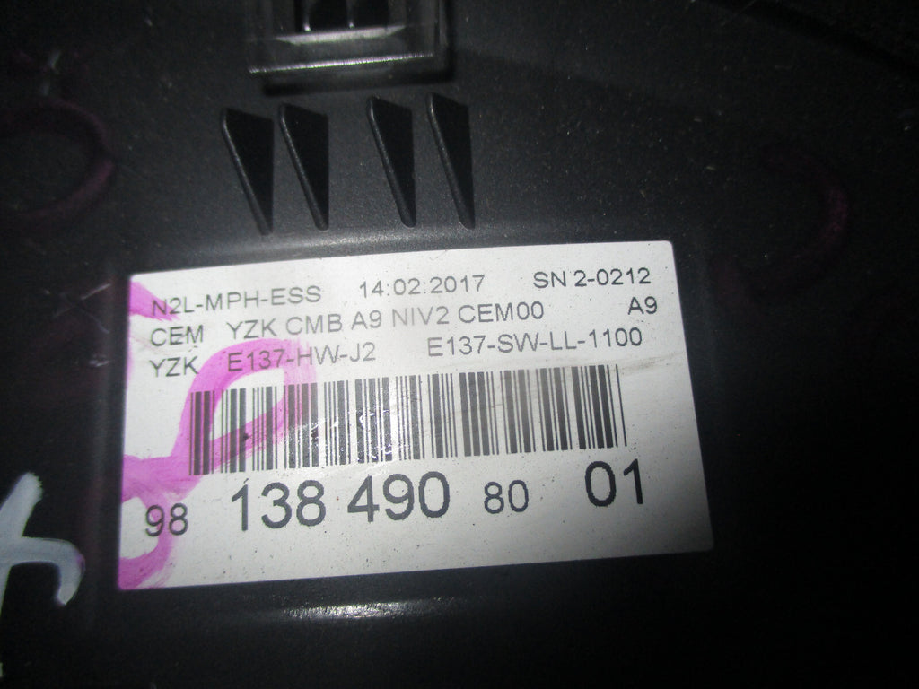PEUGEOT 208 2017 1.2 PETROL SPEEDOMETER 981384908001