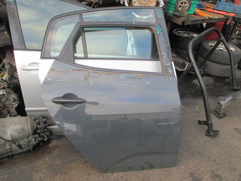 KIA VENGA 2018 OSR DRIVER SIDE REAR DOOR COMPLETE GREY