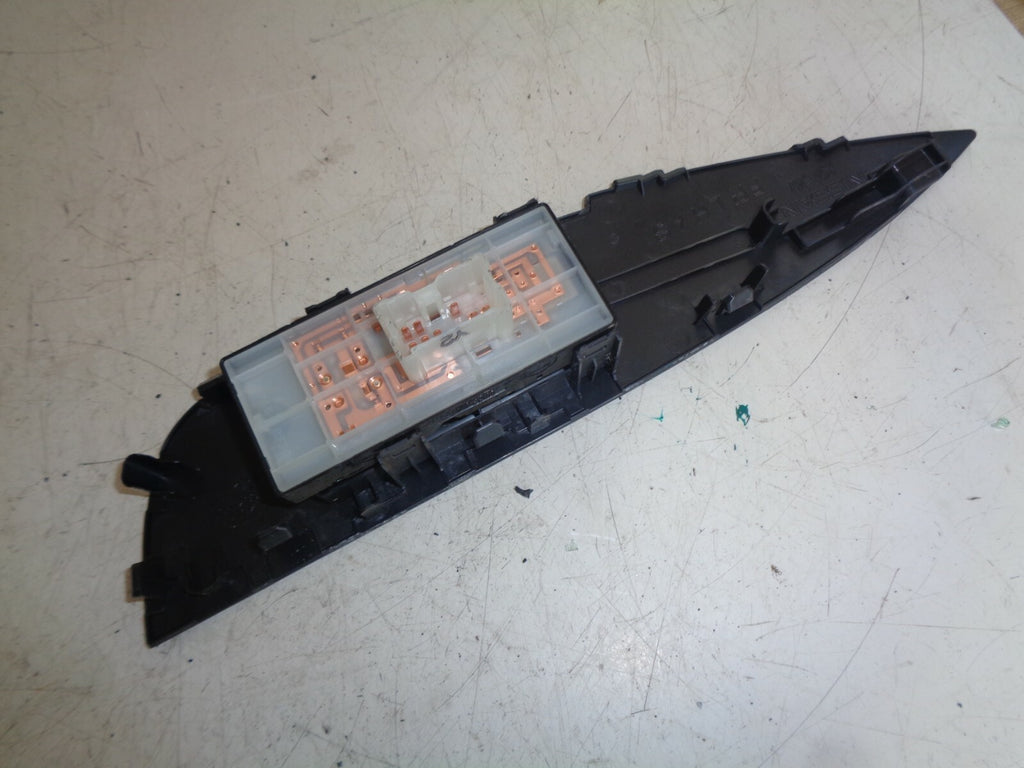 NISSAN XTRAIL MK3 FACELIFT 2019 NS PASSENGER SIDE FRONT WINDOW SWITCH 809614CE1A