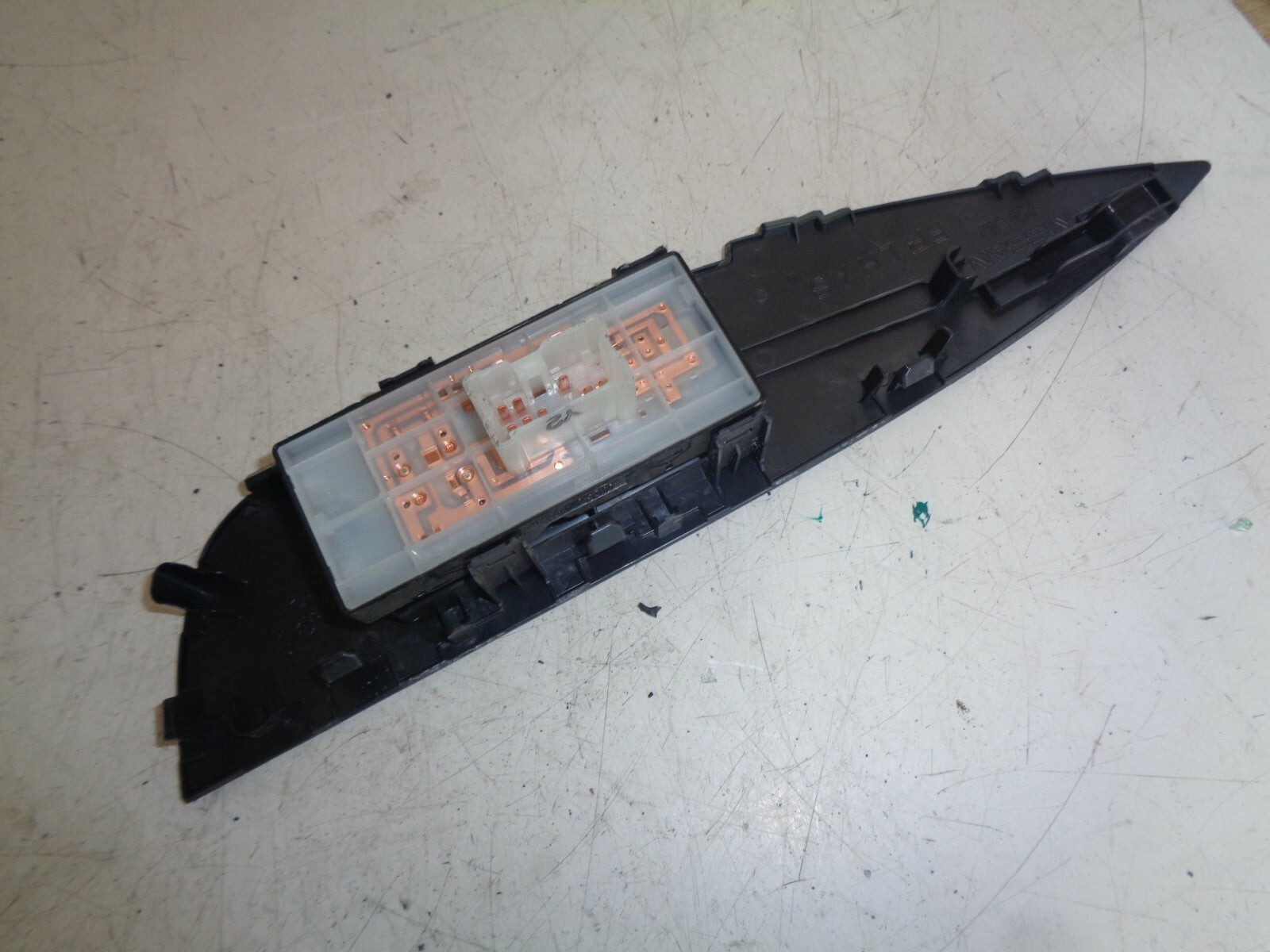 NISSAN XTRAIL MK3 FACELIFT 2019 NS PASSENGER SIDE FRONT WINDOW SWITCH 809614CE1A