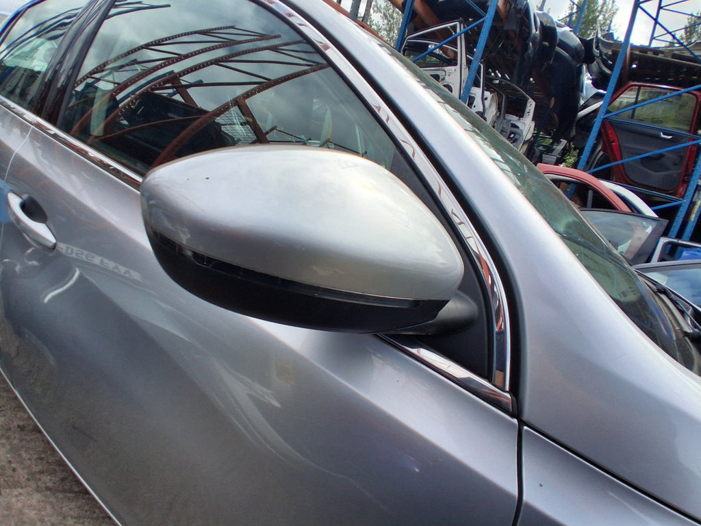 2014 PEUGEOT 308 MK2 OSF DRIVER SIDE FRONT MANUALFOLD WING MIRROR SILVER EZR