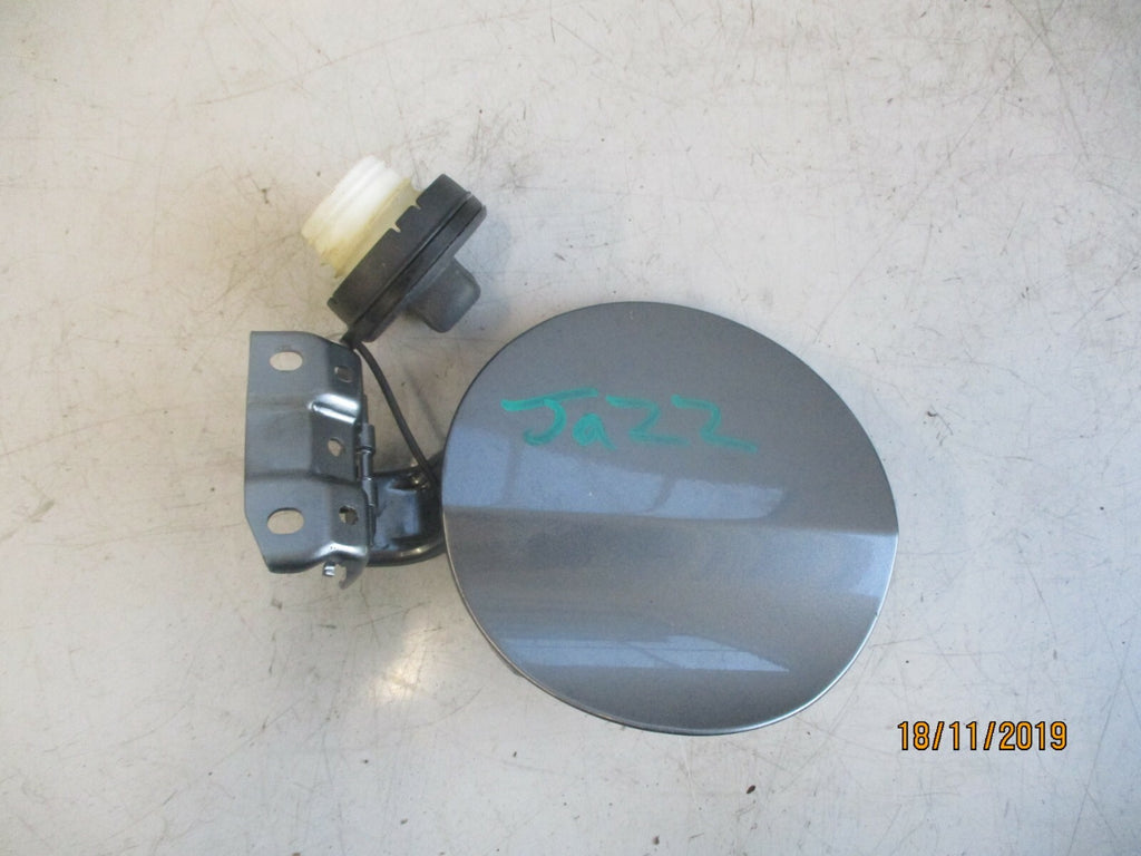 HONDA JAZZ MK4 2018 PETROL FUEL FLAP DOOR SCREW CAP METAL COVER GREY