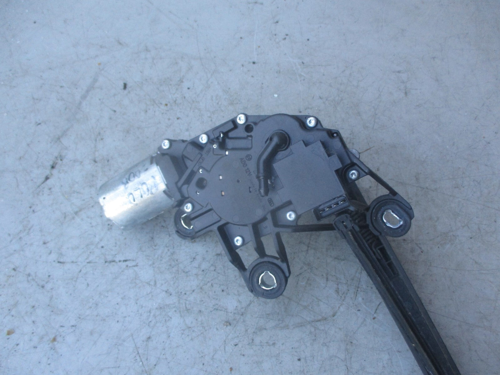 2008 VW VOLKSWAGEN POLO REAR WIPER MOTOR 606955711A