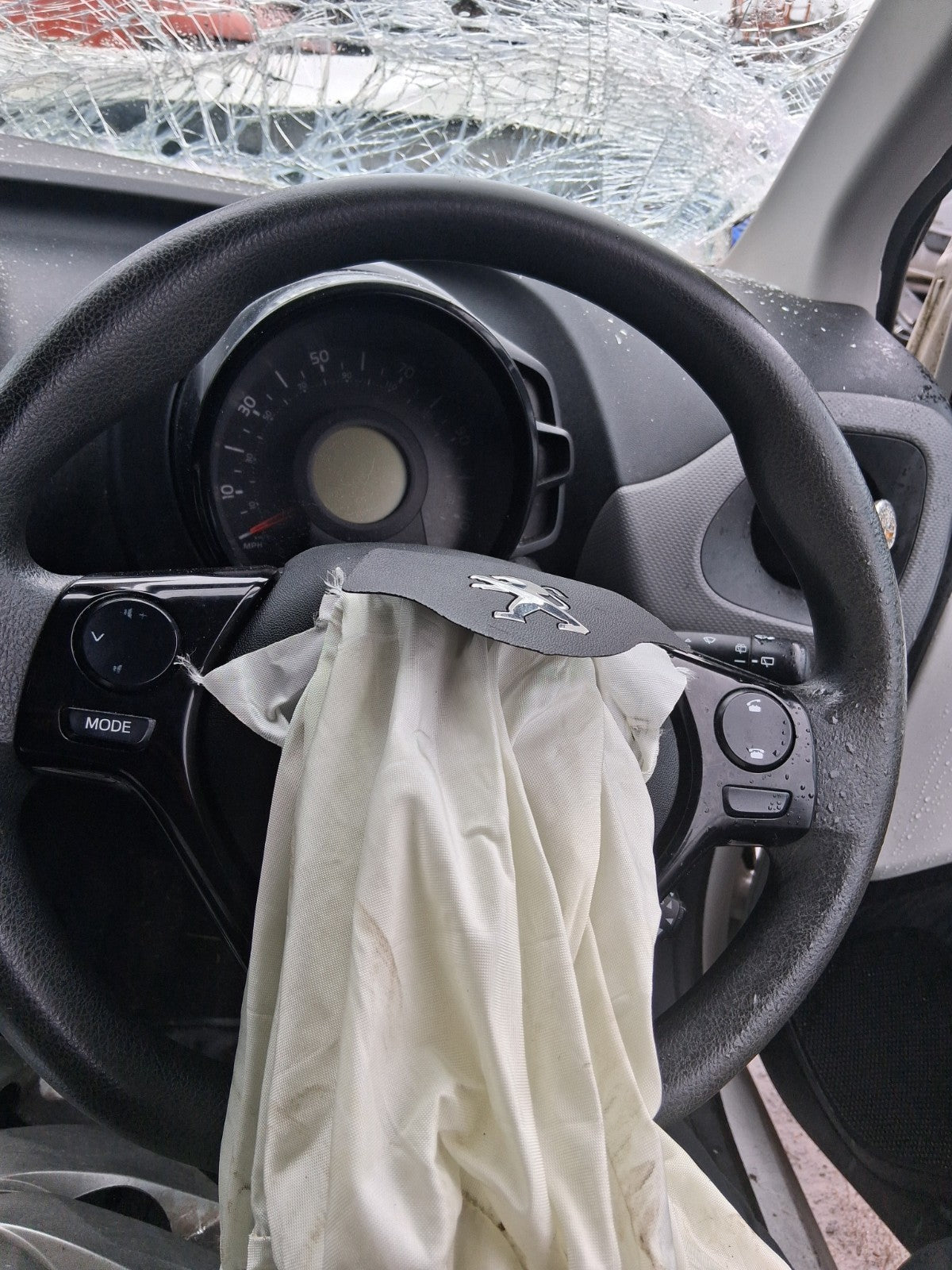 2019 PEUGEOT 108 3 DOOR MK2 MULTIFUNCTIONAL STEERING WHEEL BLACK