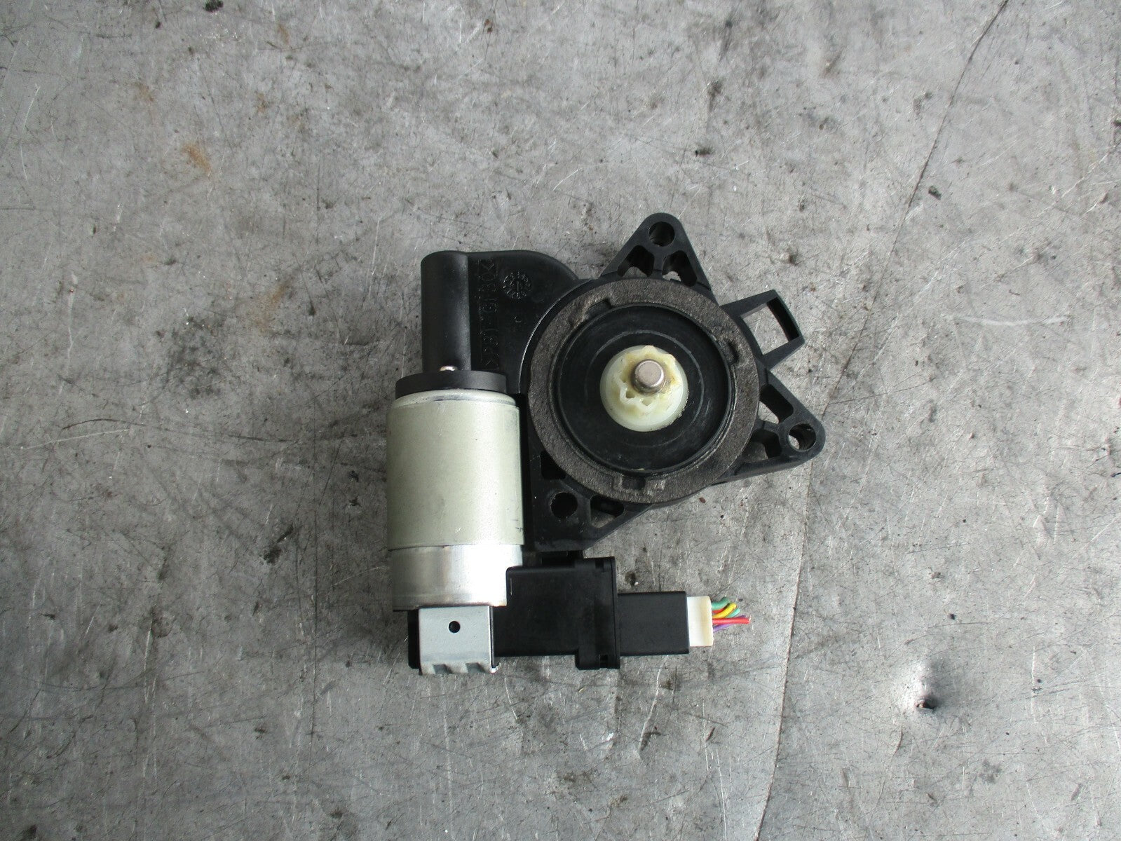 MAZDA 6 2005 OSF DRIVER SIDE FRONT WINDOW MOTOR REGULATOR