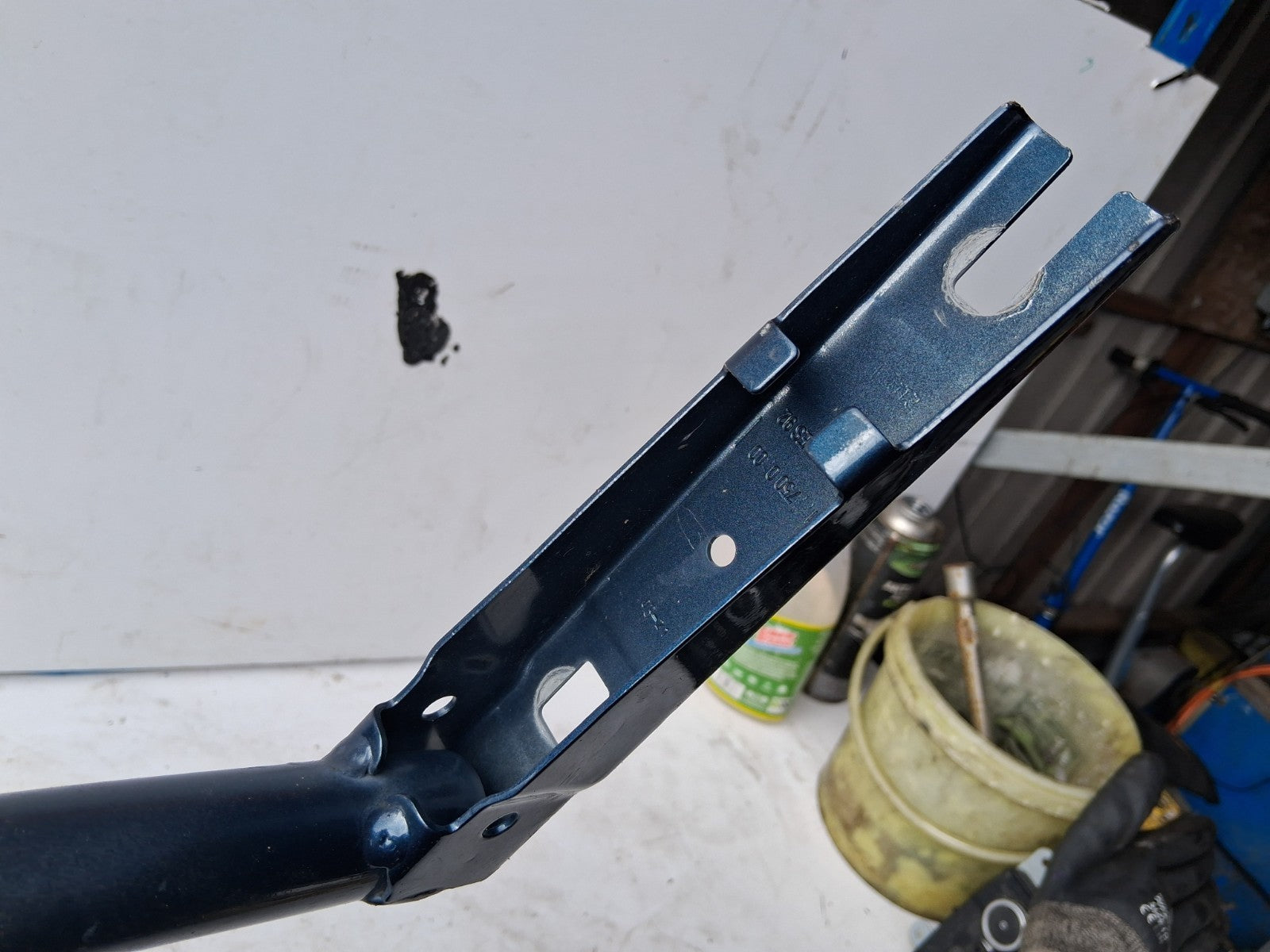 2021 MERCEDES A CLASS V177 SALOON OSR DRIVER SIDE REAR RIGHT BOOT TAILGATE HINGE