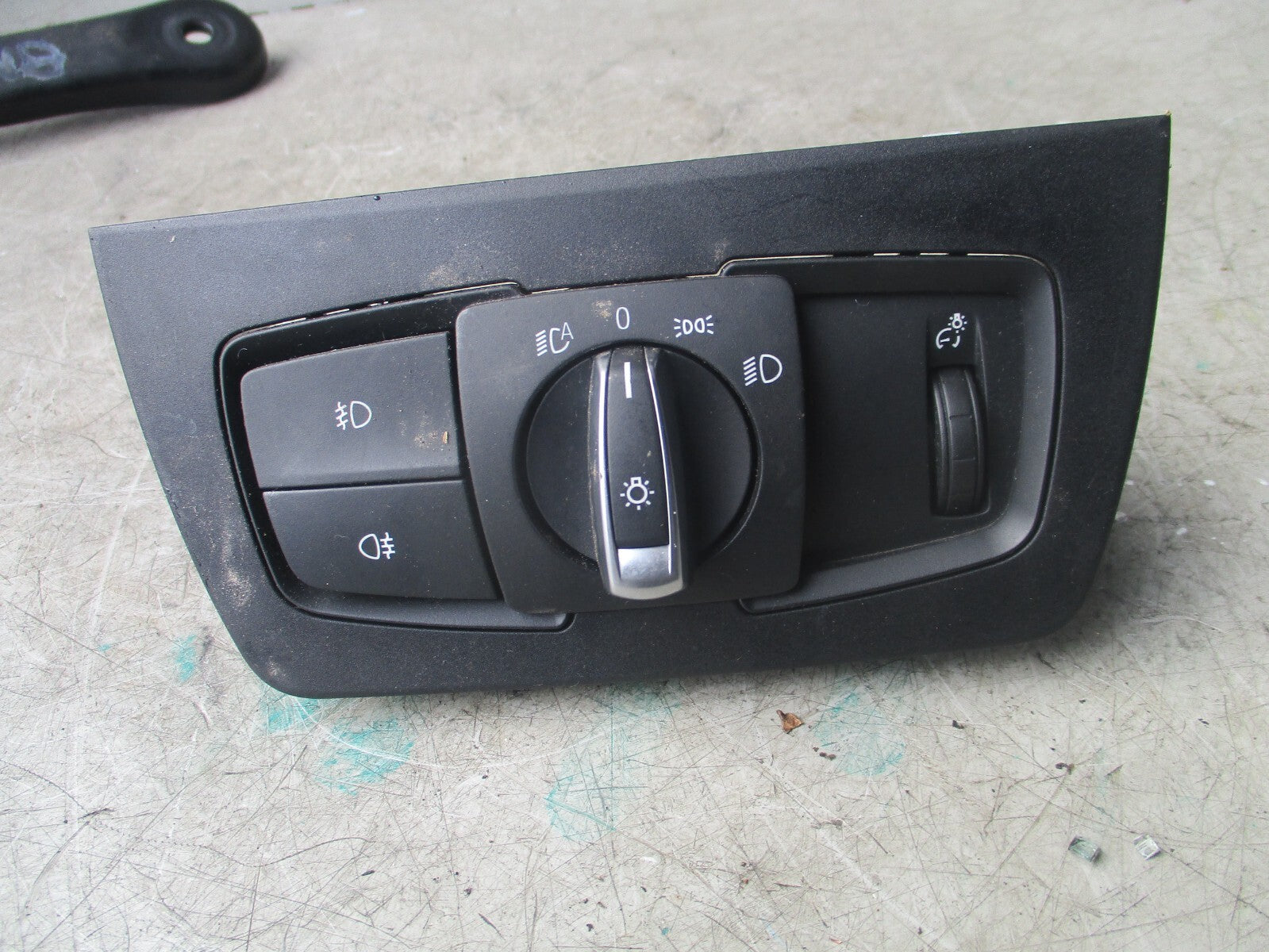 2017 BMW 320D HEADLIGHT & FOG LIGHT CONTROL SWITCH 51459218531AI