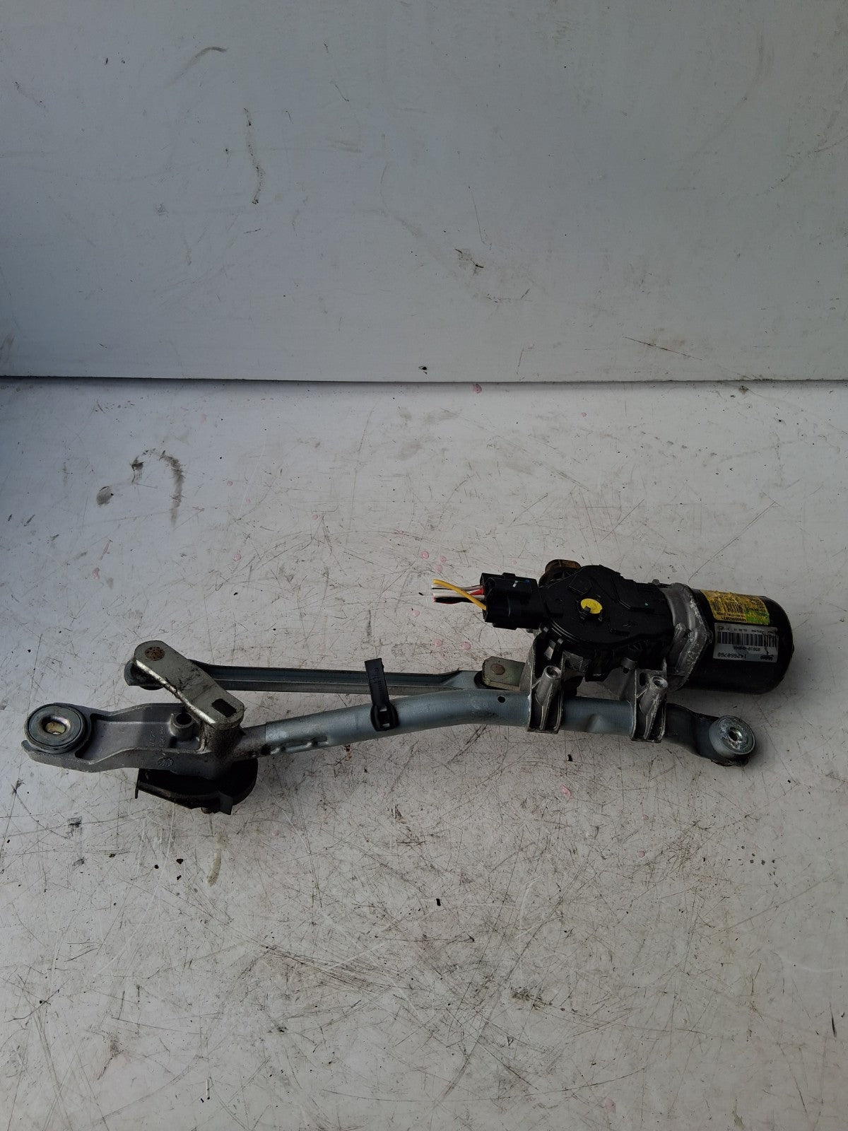 2019 TOYOTA AYGO MK2 FRONT WIPER LINKAGE WITH MOTOR W000049247