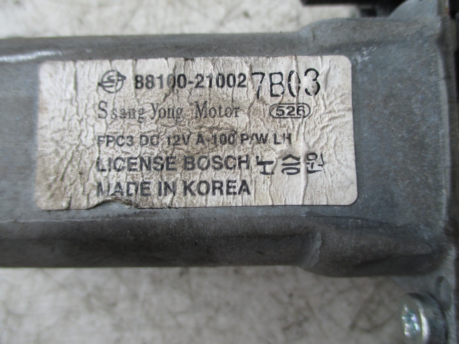 SSANGYONG KYRON 2009 2.0 DIESEL NSR PASSENGER SIDE WINDOW MOTOR REGULATOR
