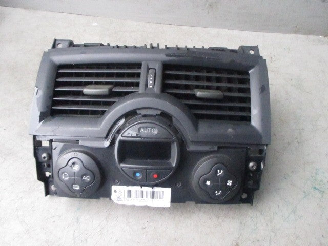 2009 RENAULT MEGANE MK2 1.9 DIESEL HEATER CLIMATE CONTROL & AIR VENT 8200344840