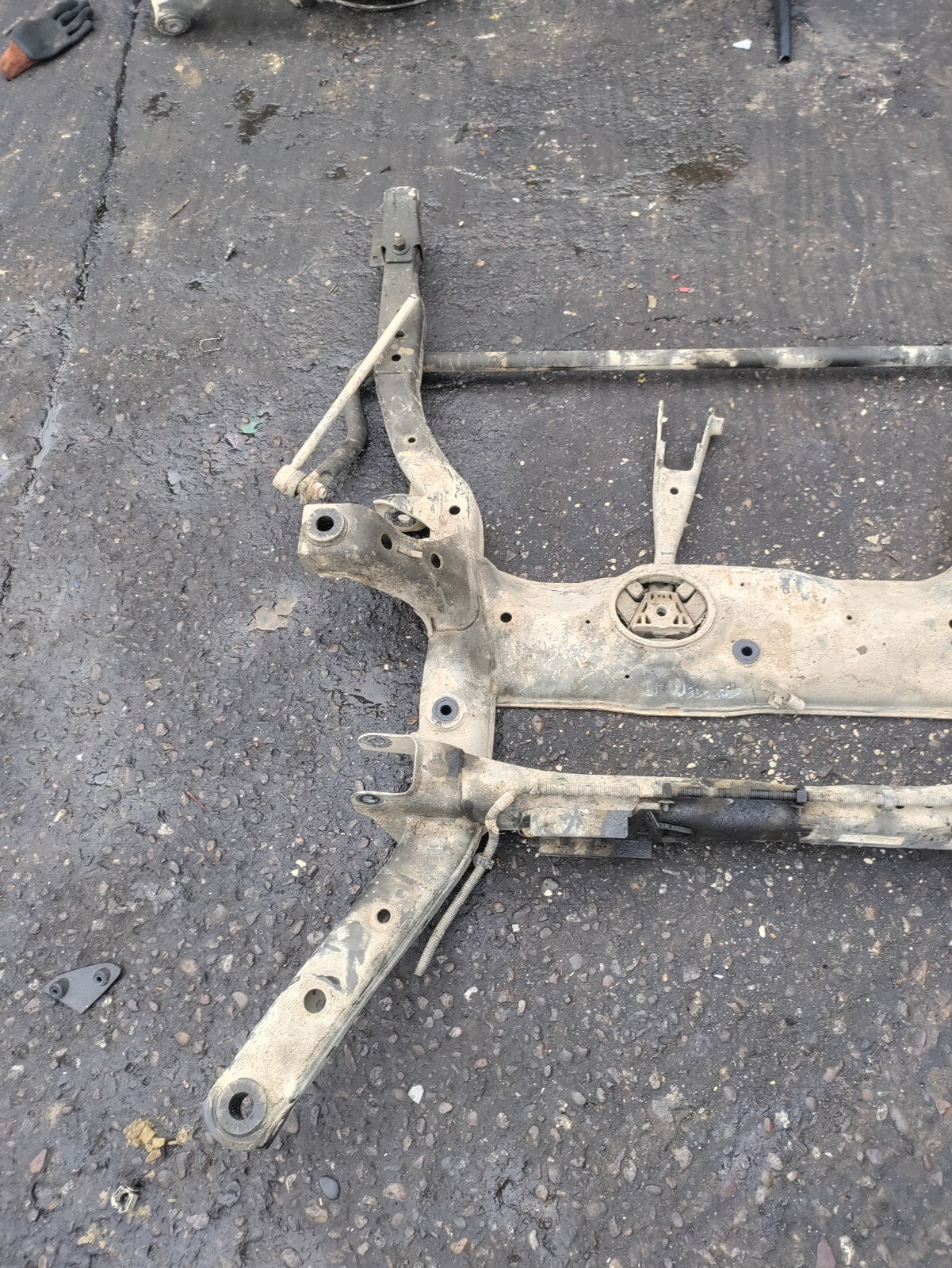 2021 VW VOLKSWAGEN CRAFTER MK2 2.0 DIESEL FWD FRONT METAL SUBFRAME