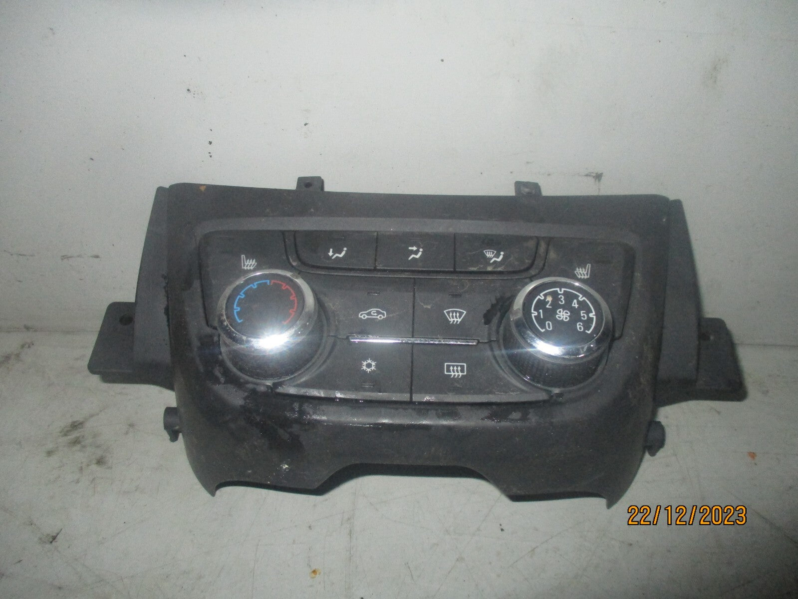 VAUXHALL ZAFIRA C 2016 HEATER AC CLIMATE CONTROL SWITCH PANEL 39081562