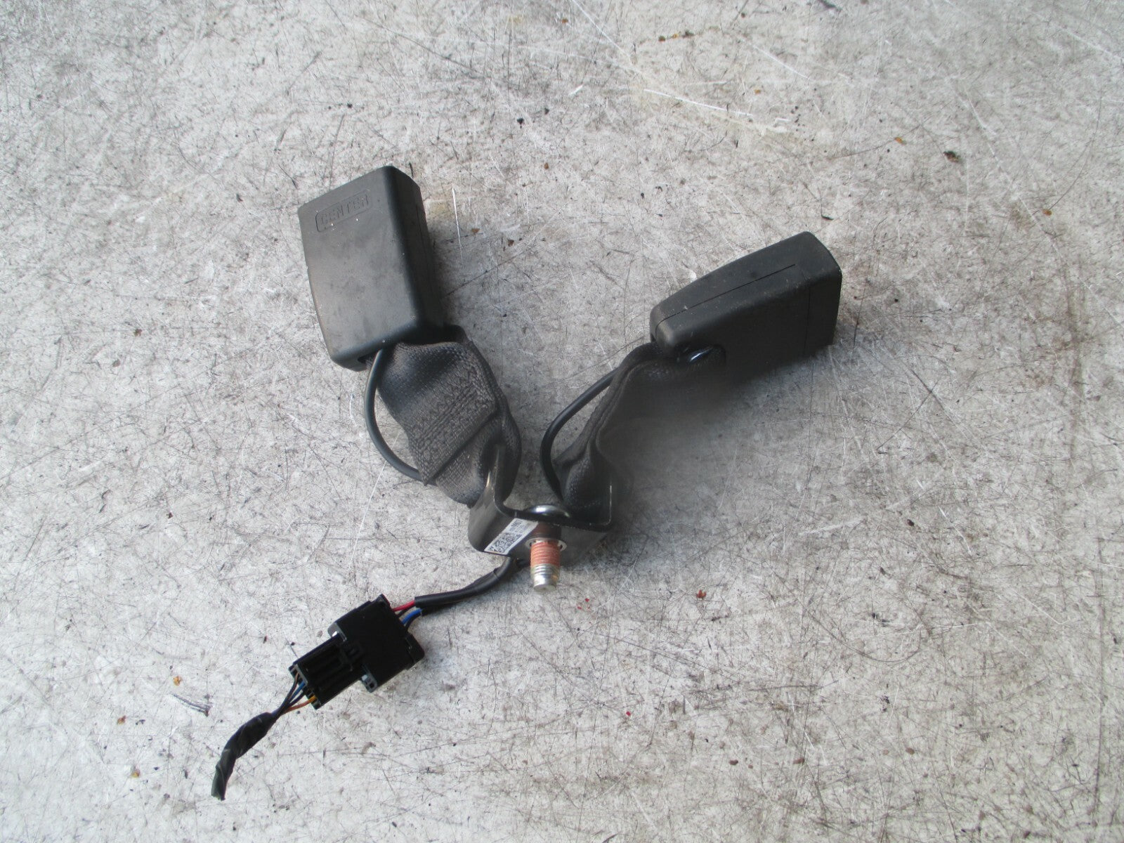 VAUXHALL VIVA 2018 NSR REAR PASSENGER SIDE SEATBELT DOUBLE BUCKLE 42589907