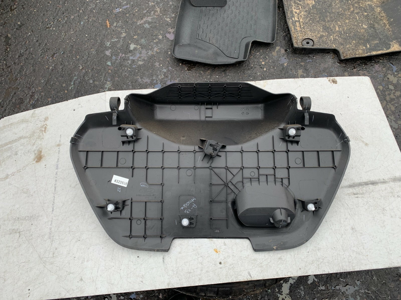 FORD KA  PLUS + 2019 REAR BOOT TAILGATE INTERNAL PLASTIC TRIM E4B5 A42906 AEW