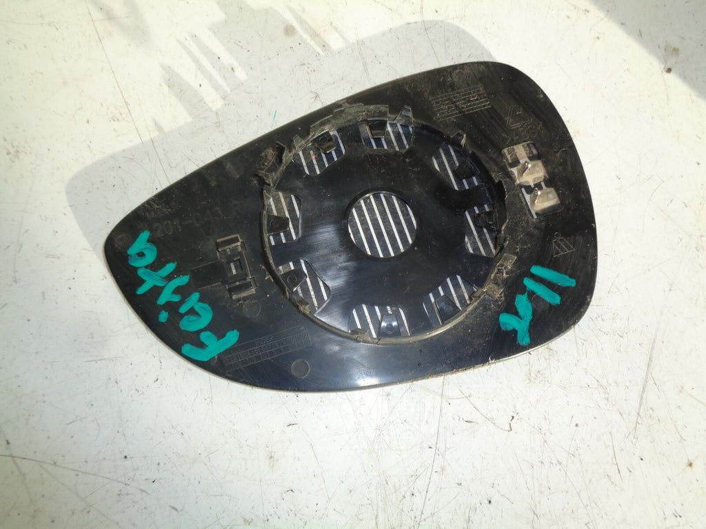 FORD FIESTA  2011 OS DRIVER SIDE WING MIRROR INNER GLASS