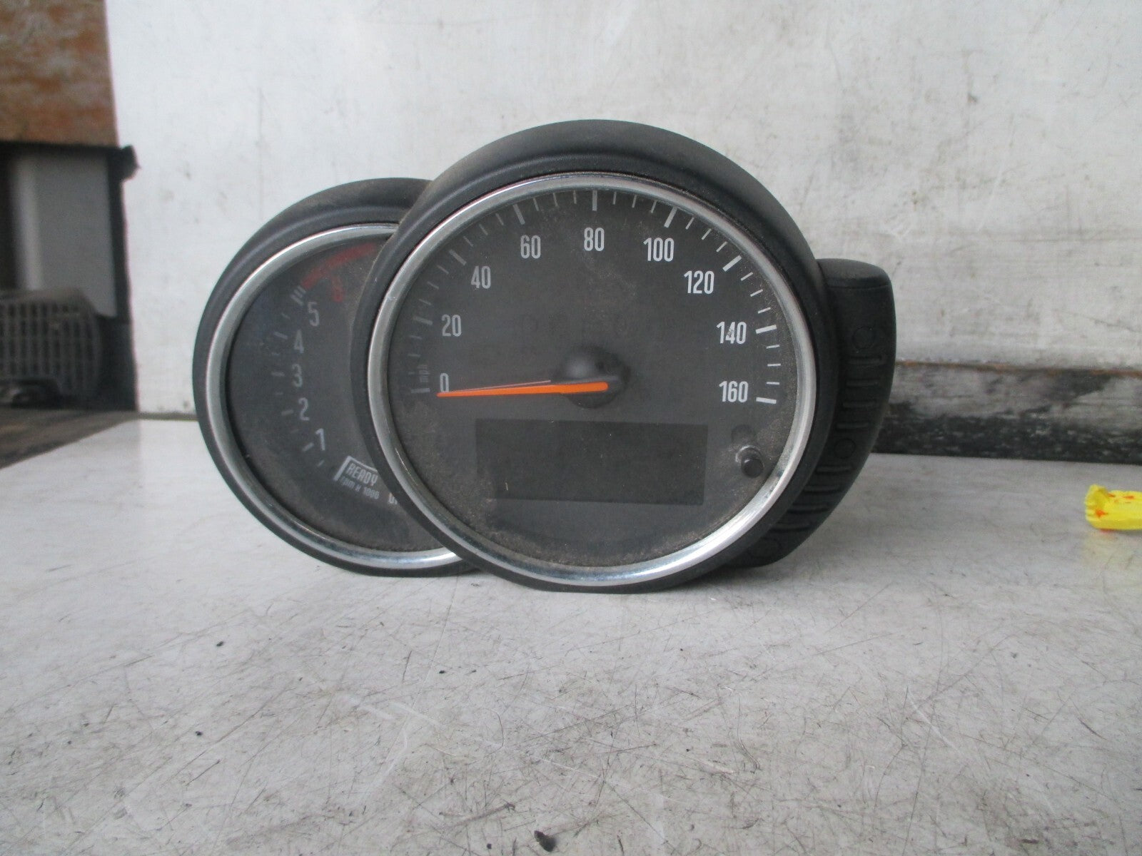 BMW MINI CLUBMAN F54 2016 2.0 DIESEL SPEEDO SPEEDOMETER 6830791