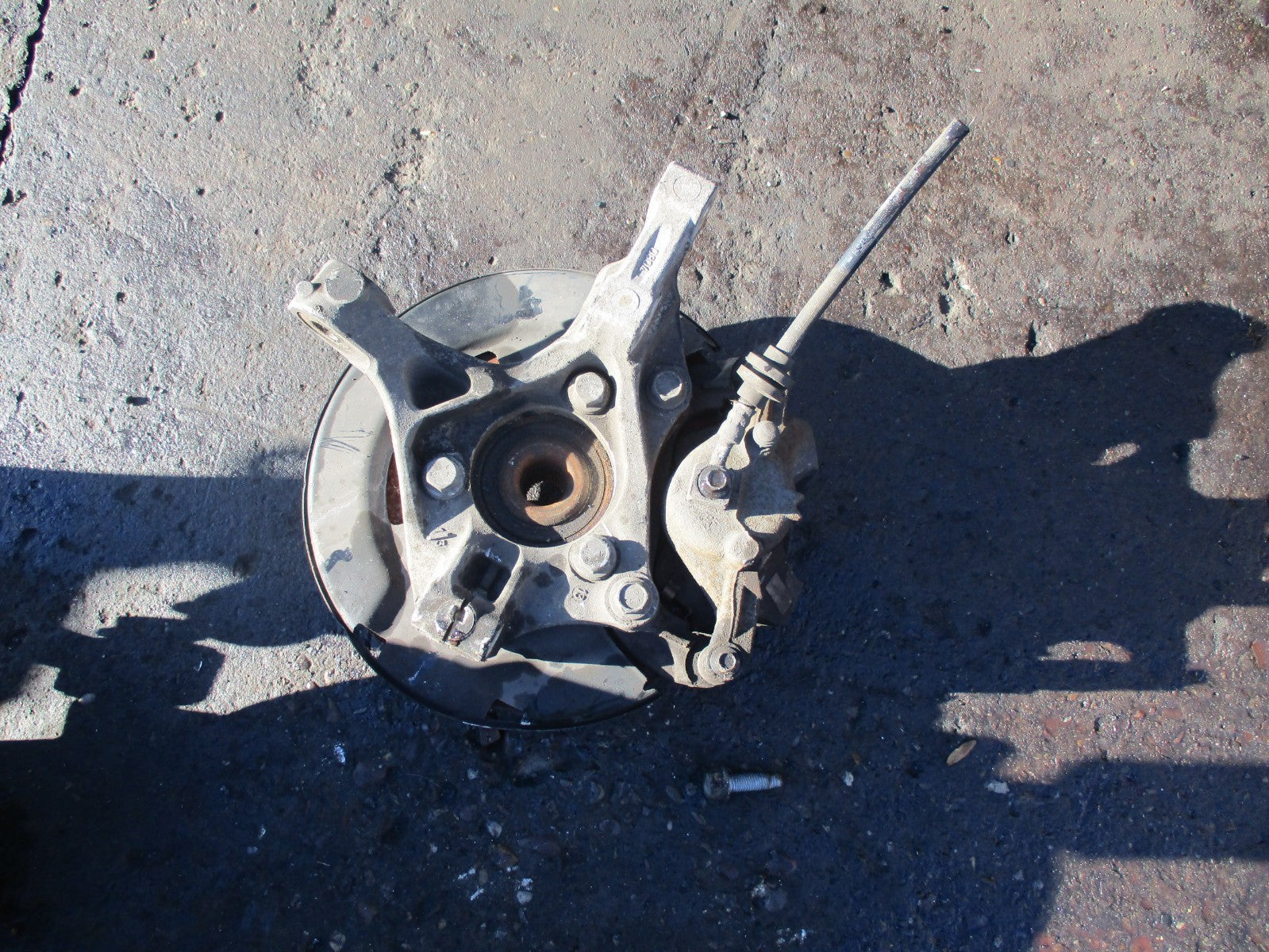 VAUXHALL ASTRA J MK6 1.4 PETROL A14XER NSF PASSENGER SIDE COMPLETE HUB ASSEMBLY
