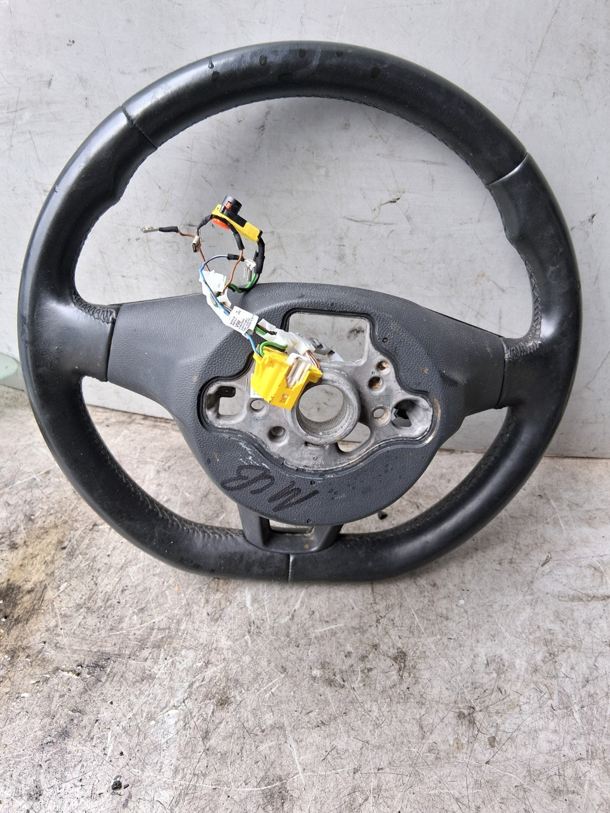 2016 VOLKSWAGEN GOLF MK7 MULTIFUNCTIONAL STEERING WHEEL 622995100A