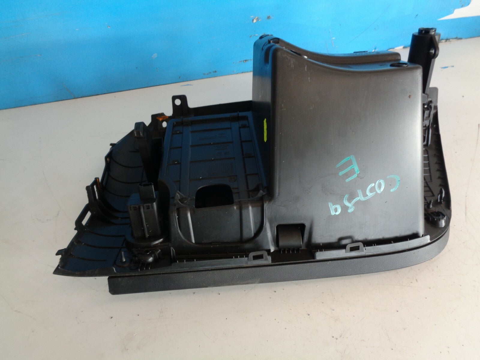 VAUXHALL CORSA MK4 2017 DASHBOARD GLOVE BOX COMPARTMENT 13382336