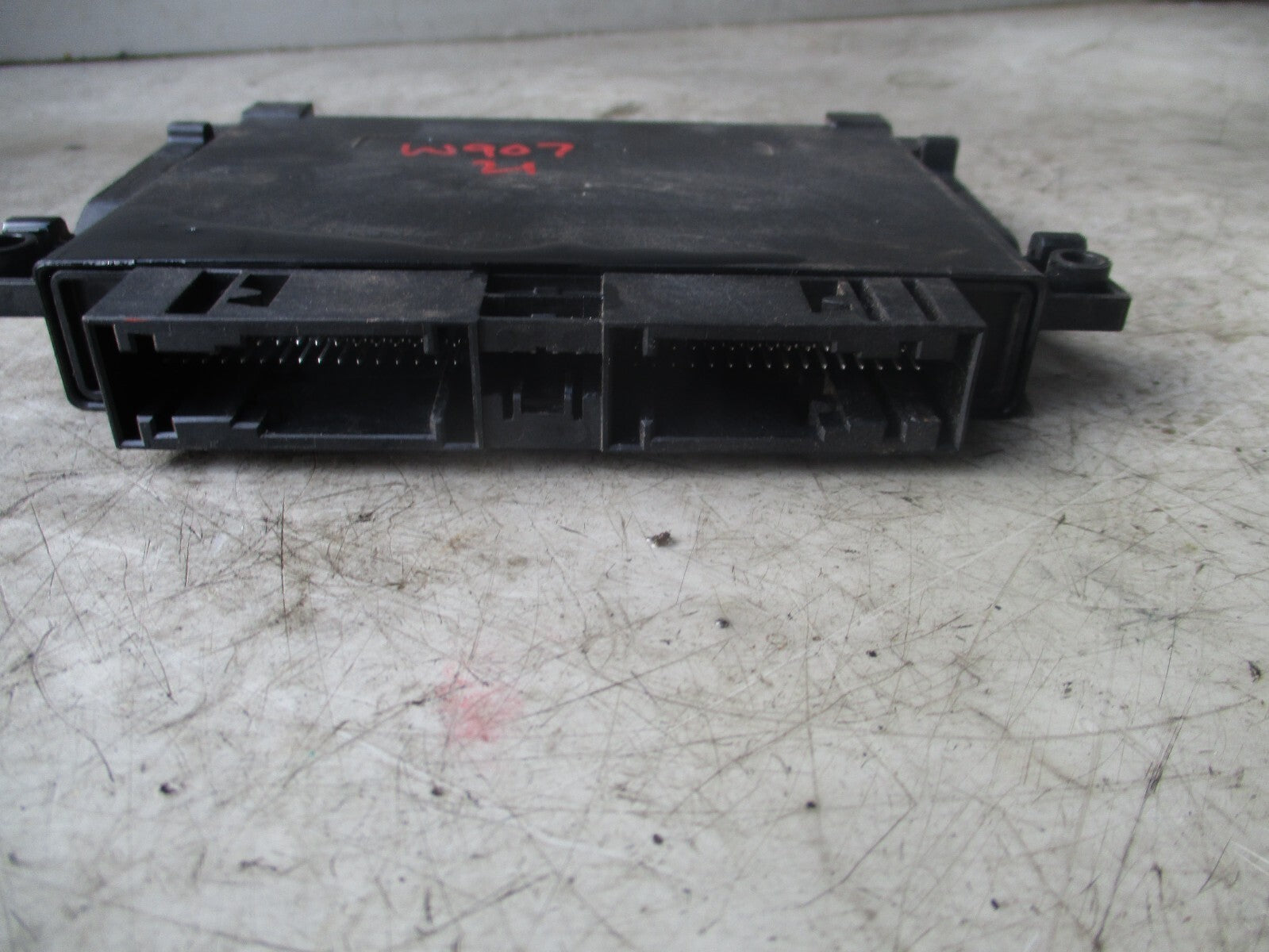 2021 MERCEDES SPRINTER W907 ECU CONTROL MODULE UNIT A2139008430