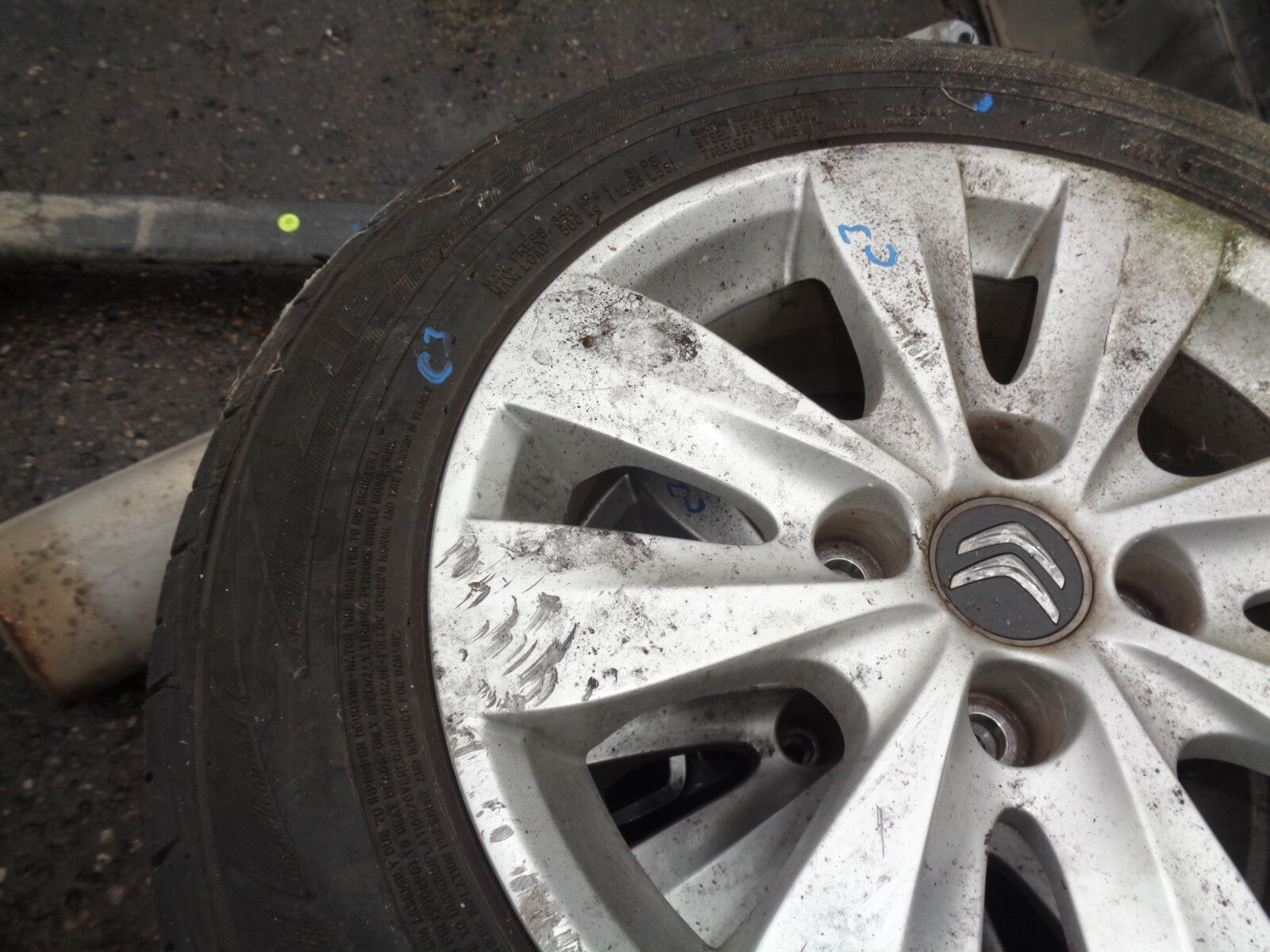 CITROEN C3 MK2 2010 15 INCH SINGLE ALLOY WHEEL WITH TYRE 185/65R15
