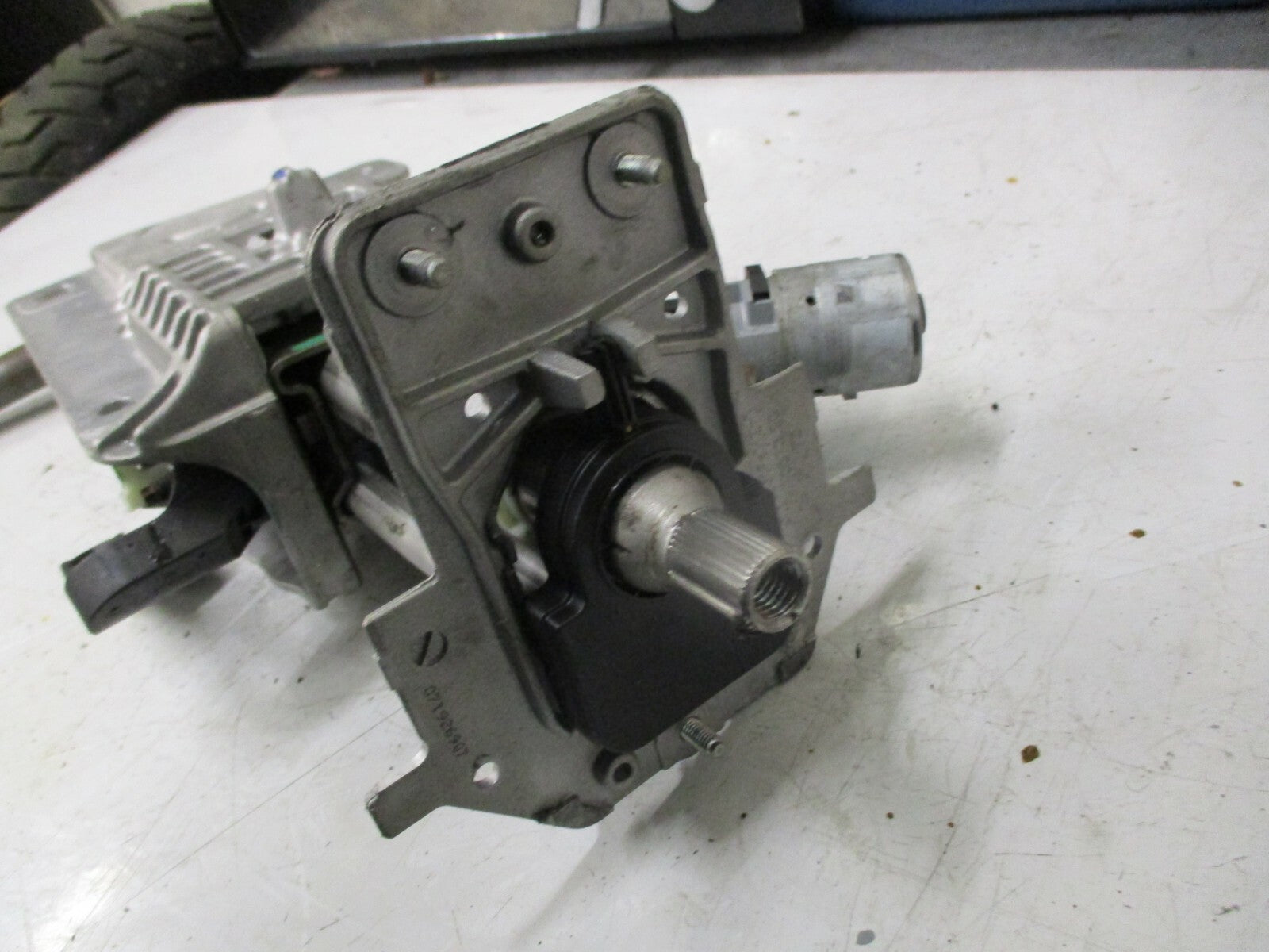 CITROEN C4 PICASSO 2008 ADJUSTABLE STEERING COLUMN WITH LOWER UJ KNUCKLE JOINT