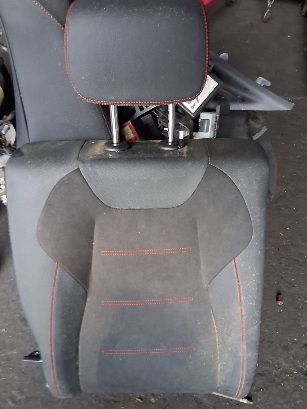 2021 MERCEDES A CLASS SALOON V177 OSR DRIVER SIDE REAR RIGHT LEATHER SEAT