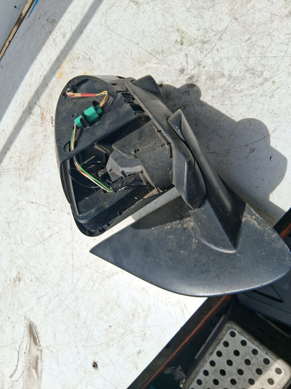 2012 PEUGEOT 3008 MK1 NSF PASSENGER SIDE FRONT LEFT WING MIRROR NO COVER