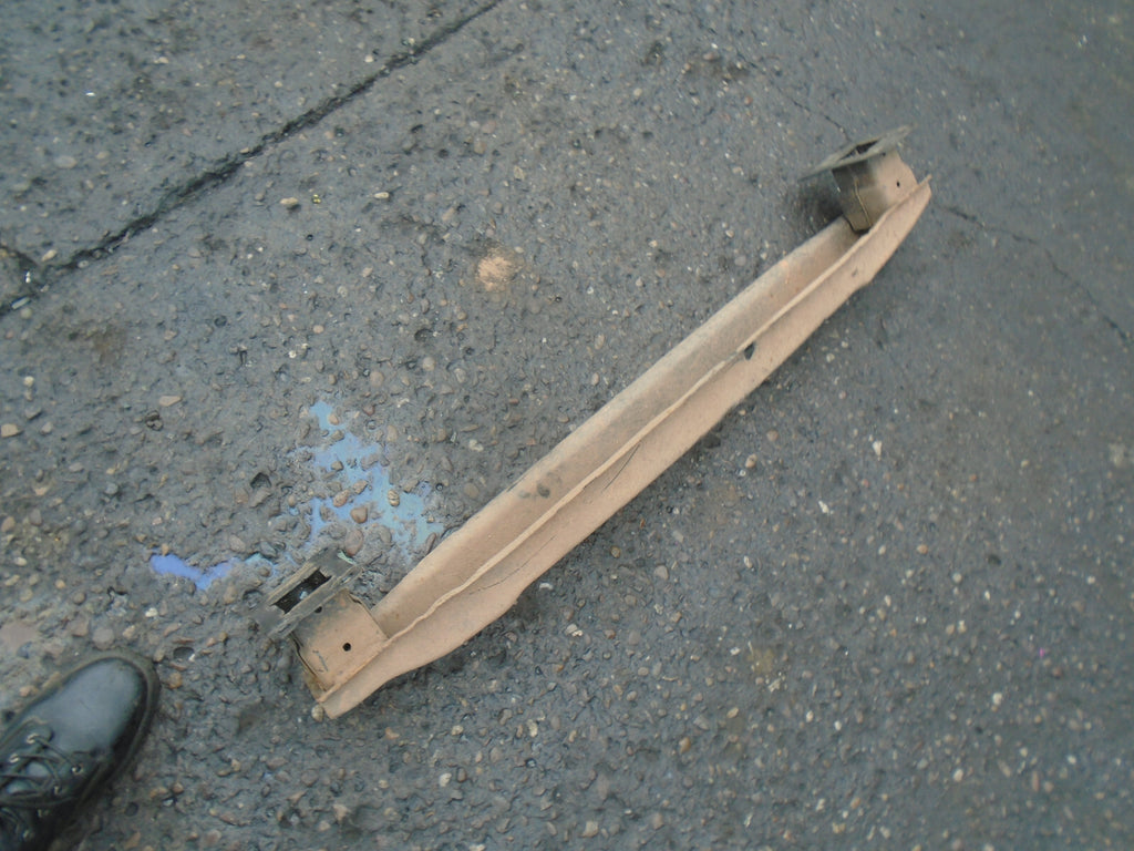 VW VOLKSWAGEN MK7 2017 REAR BUMPER REINFORCEMENT CRASH BAR