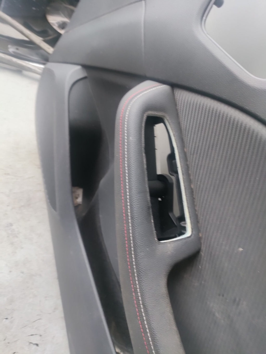 2023 RENAULT CLIO MK5 OSF DRIVER SIDE FRONT DOOR CARD