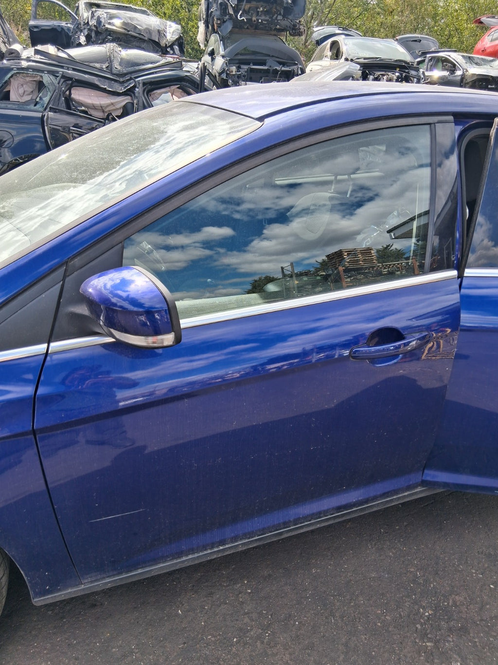 2015 FORD FOCUS MK3 NSF PASSENGER SIDE FRONT BARE DOOR DEEP IMPACT BLUE MET HF