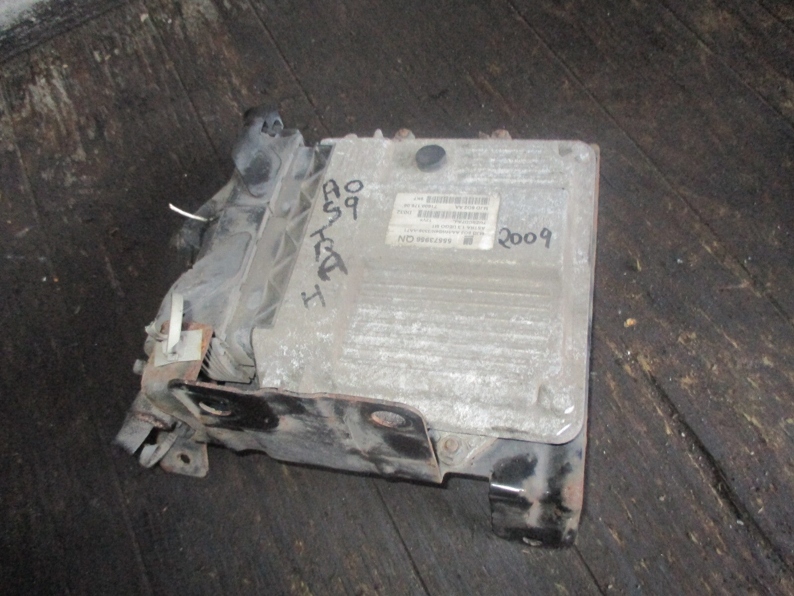VAUXHALL ASTRA H 2009 1.3 DIESEL ECU ENGINE CONTROL MODULE UNIT 55573956