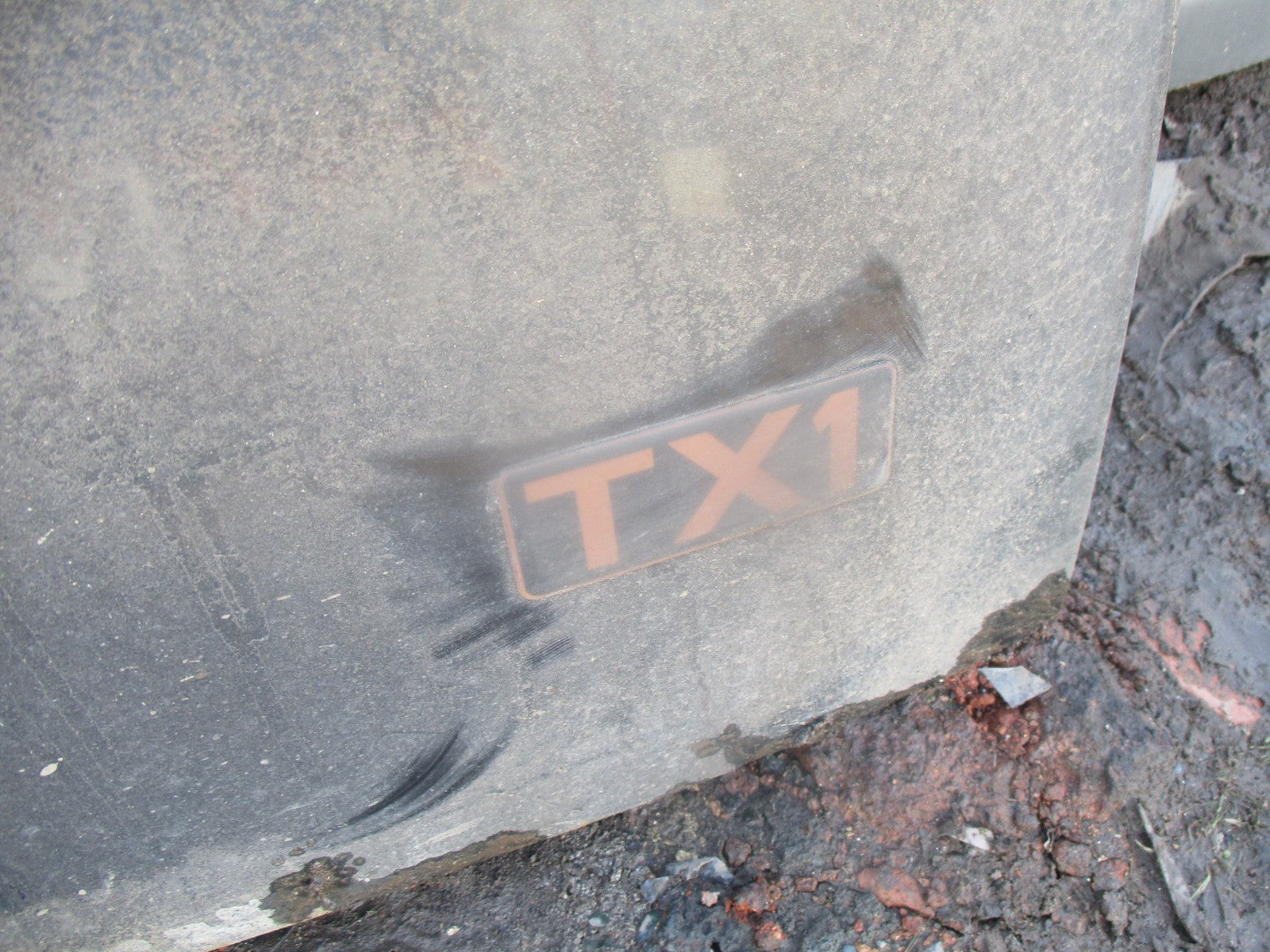 1999 LTI TX1 HACKNEY CARRAGE BOOTLID BOOT TAILGATE COMPLETE BLACK