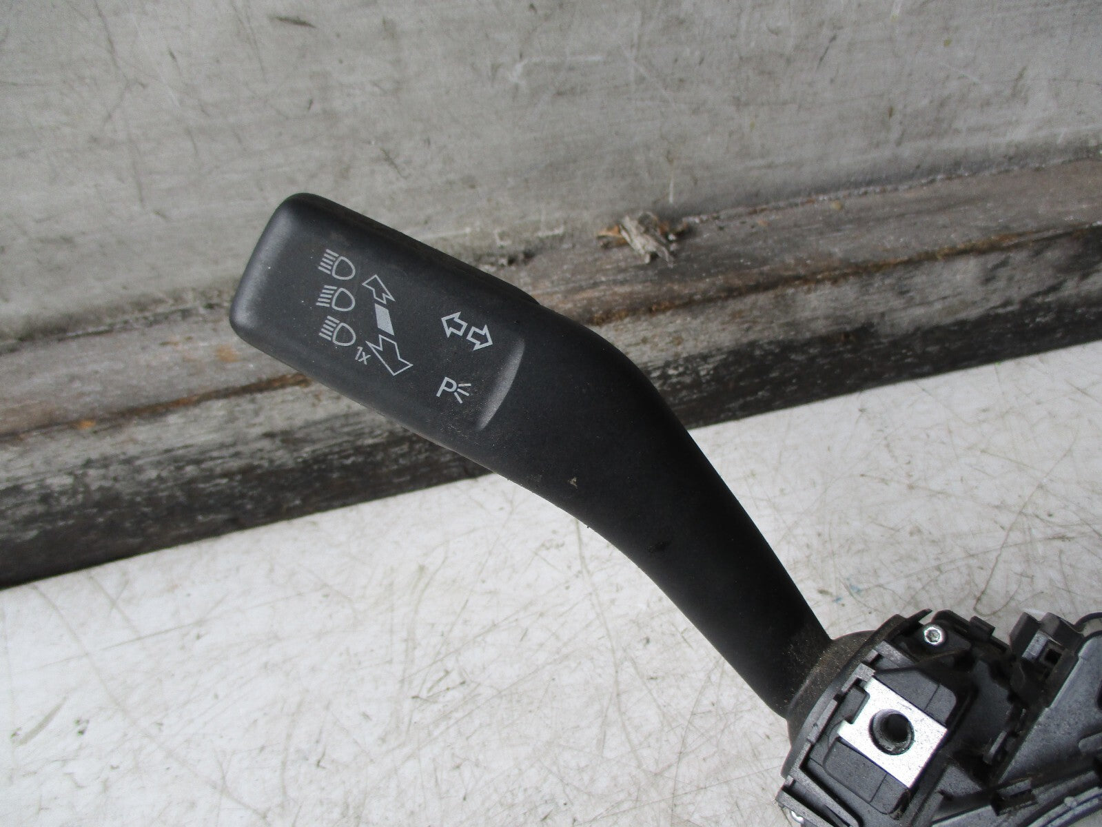 VW VOLKSWAGEN GOLF MK6 2010 WIPER INDICATOR STALK SWITCH SQUIB