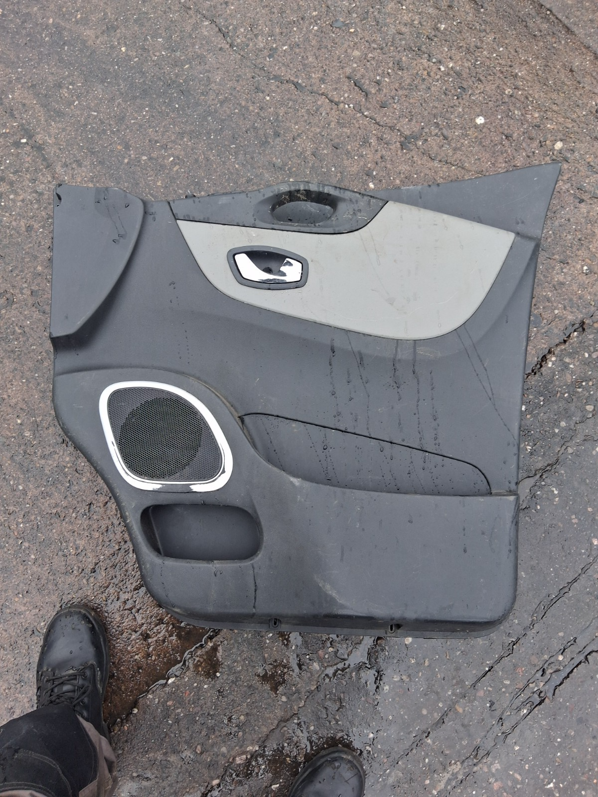 2024 RENAULT TRAFIC X82 MK3 OSF DRIVER SIDE FRONT RIGHT DOOR CARD PANEL 1409253