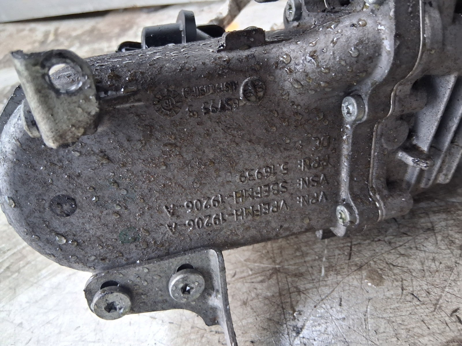 2021 FORD TRANSIT 350 MK8 2.0 DIESEL EGR VALVE WITH COOLANT PIPE 516939