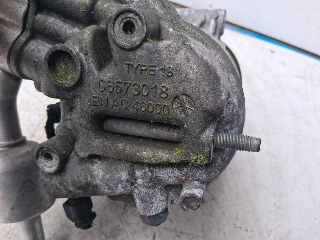 2013 VAUXHALL ASTRA J 1.7 DIESEL AC AIR CON COMPRESSOR PUMP 13412248