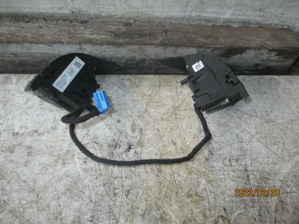 PEUGEOT 2008 2014 MULTIFUNCTION STEERING CONTROLS SWITCH 96750123ZD