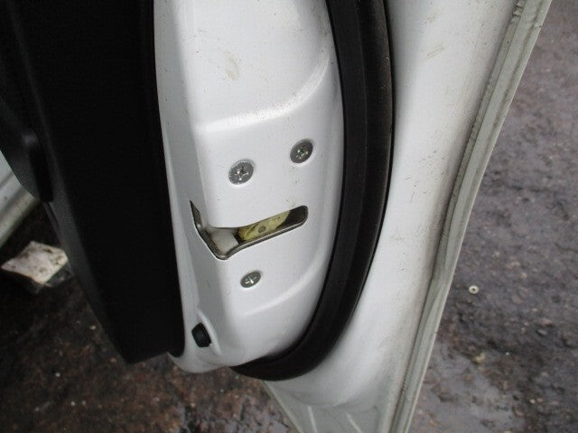 HONDA JAZZ MK3 2014 OSF DRIVER SIDE FRONT DOOR LOCK MECHANISM