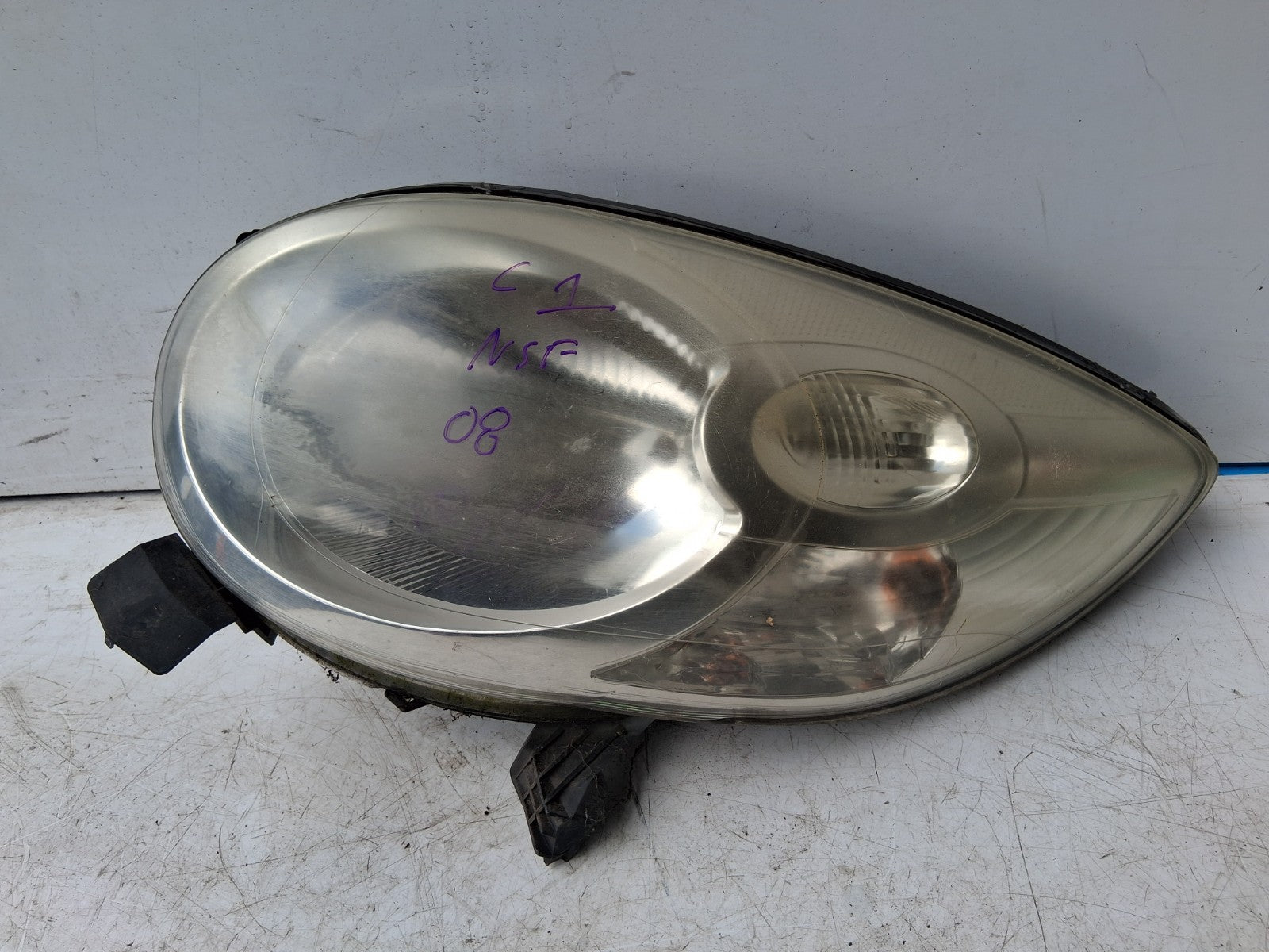 2008 CITROEN C1 MK1 NSF PASSENGER SIDE FRONT HEADLIGHT HEADLAMP 811500H060
