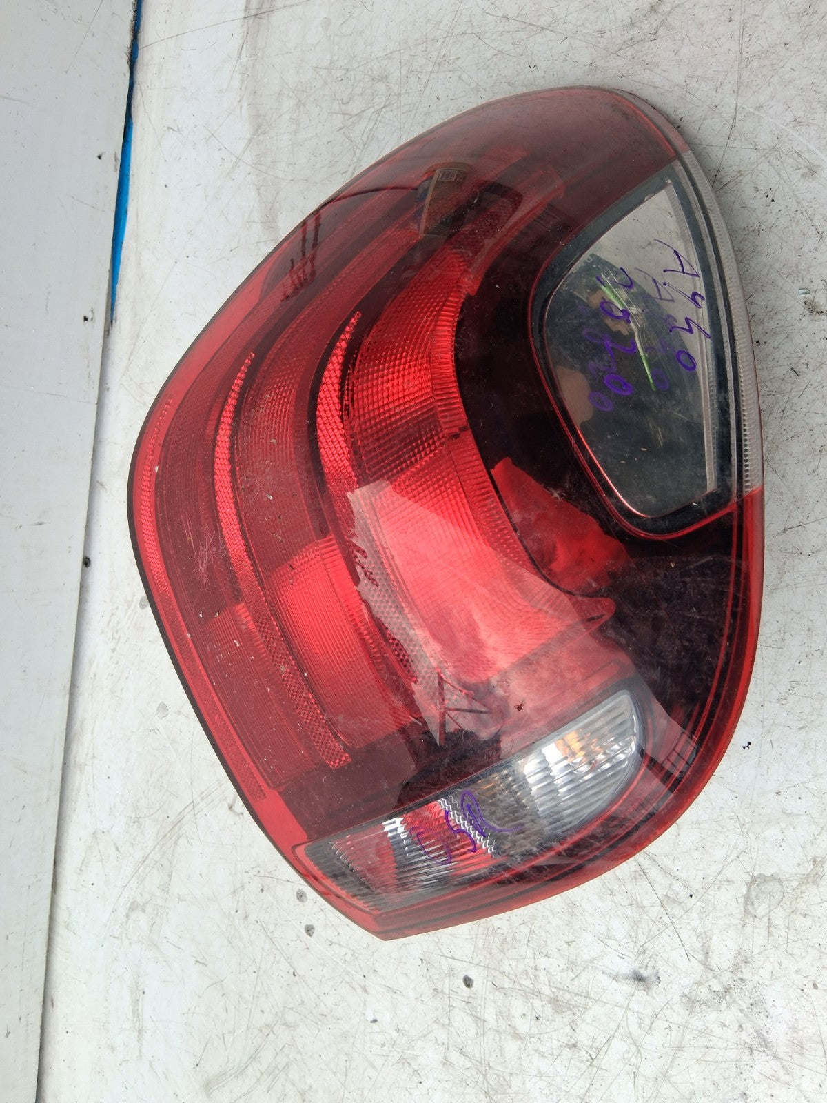 2016 PEUGEOT 108 CITROEN C1 OSR DRIVER SIDE REAR RIGHT TAIL LIGHT LAMP